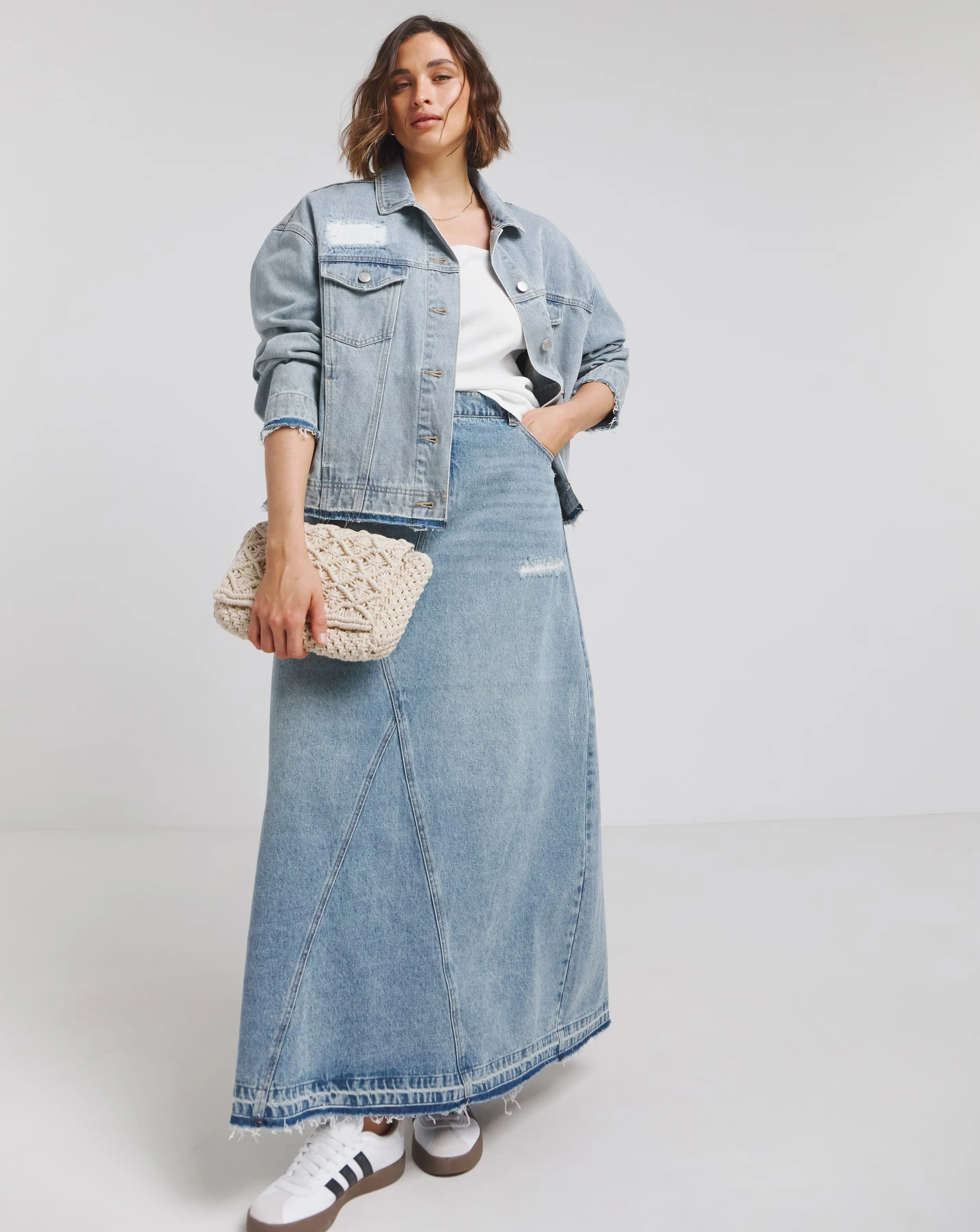 6524-simply-be-light-wash-rip-and-repair-denim-jacket-1.webp
