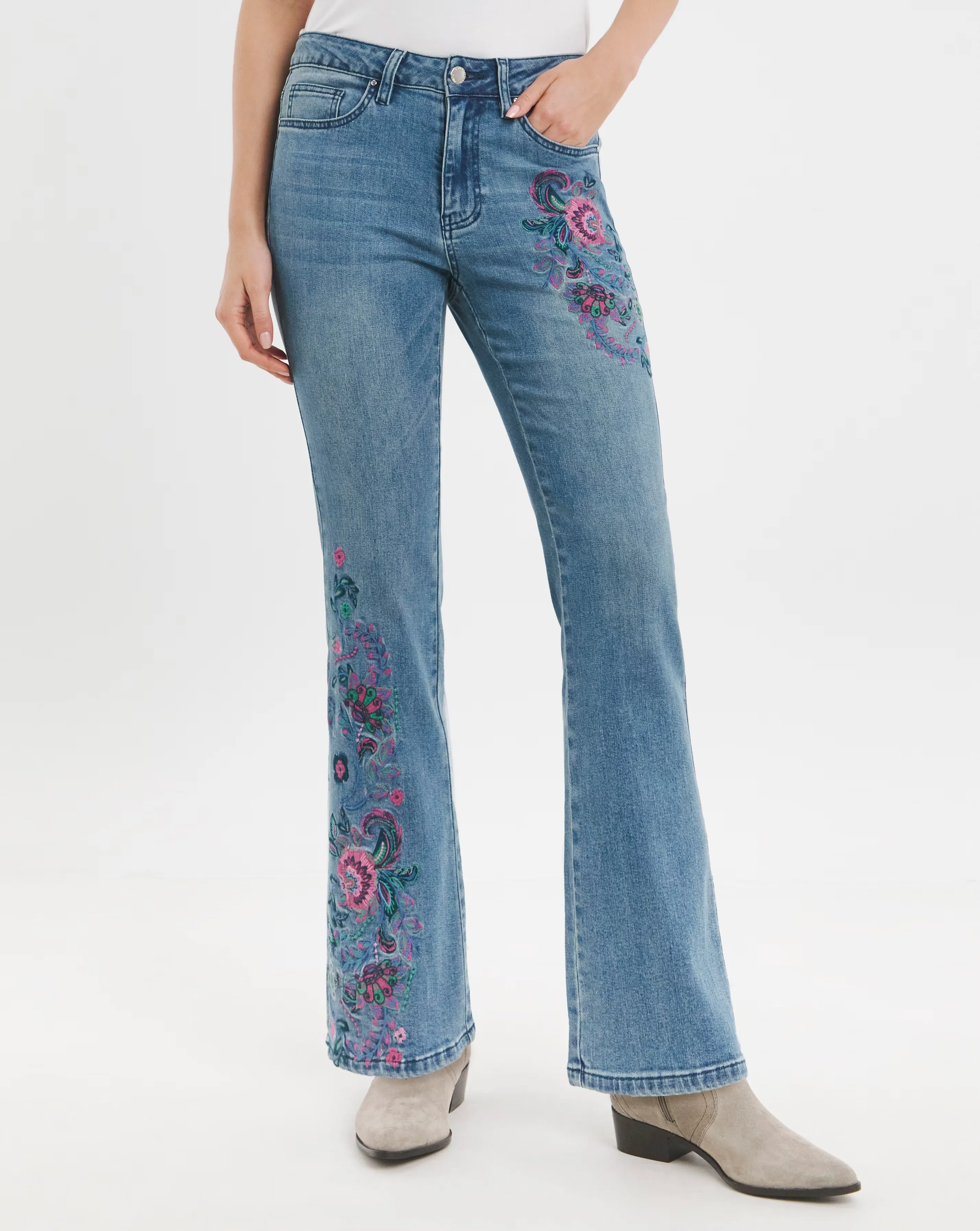 Joe Browns Winnie Embroidered Boot Cut Jean 1 67578-joe-browns-winnie-embroidered-boot-cut-jean-1.webp