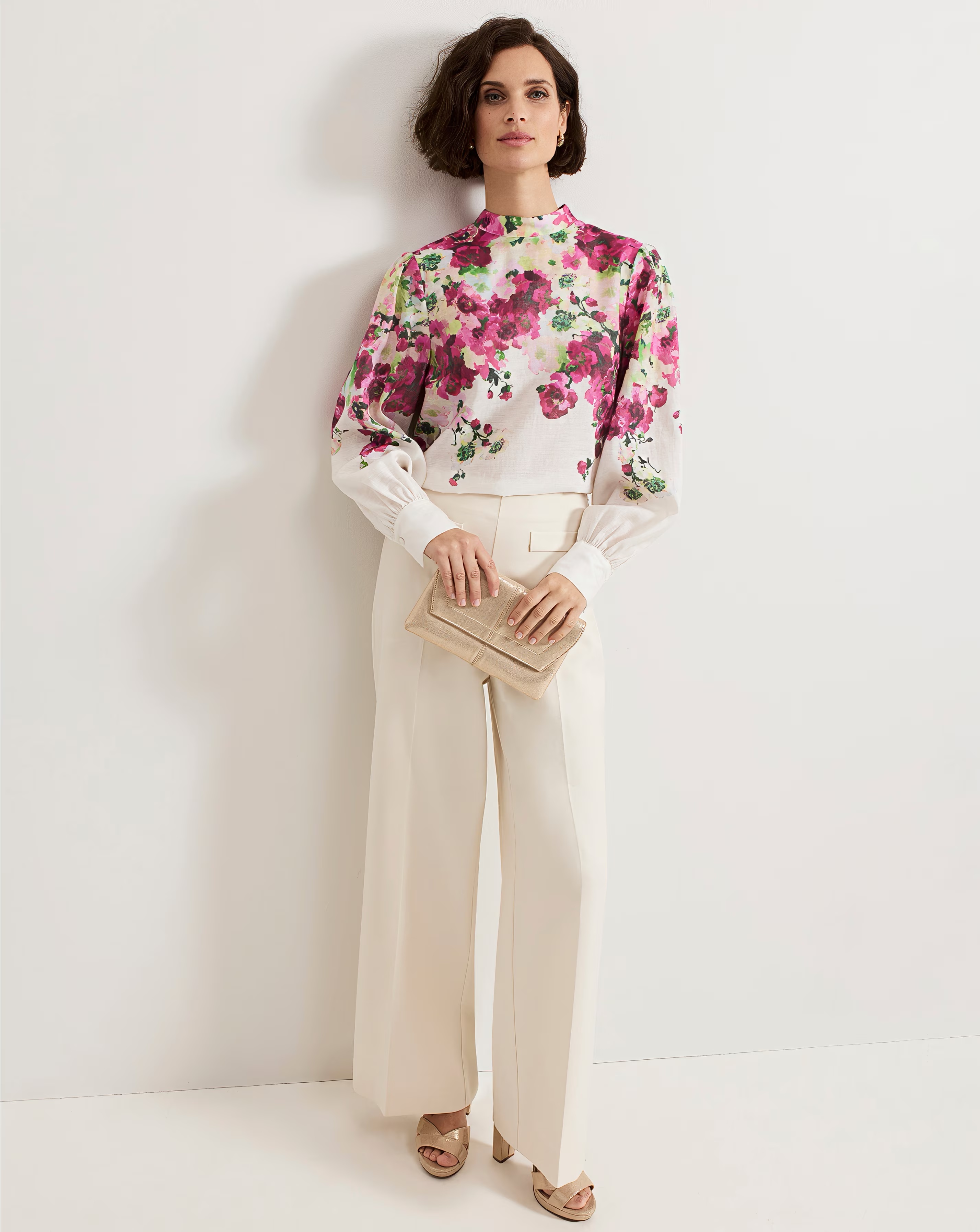 67958-phase-eight-winnie-border-floral-blouse-1.jpg