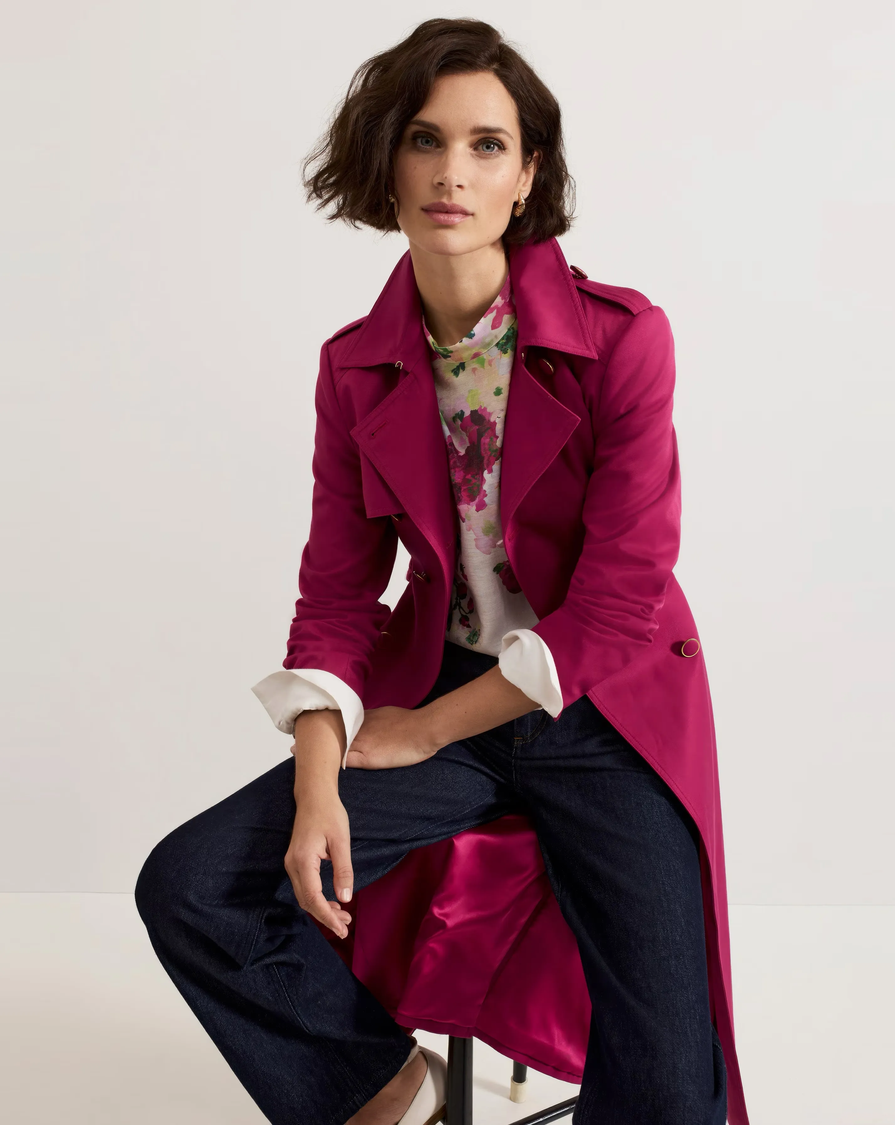 67958-phase-eight-winnie-border-floral-blouse-1.jpg