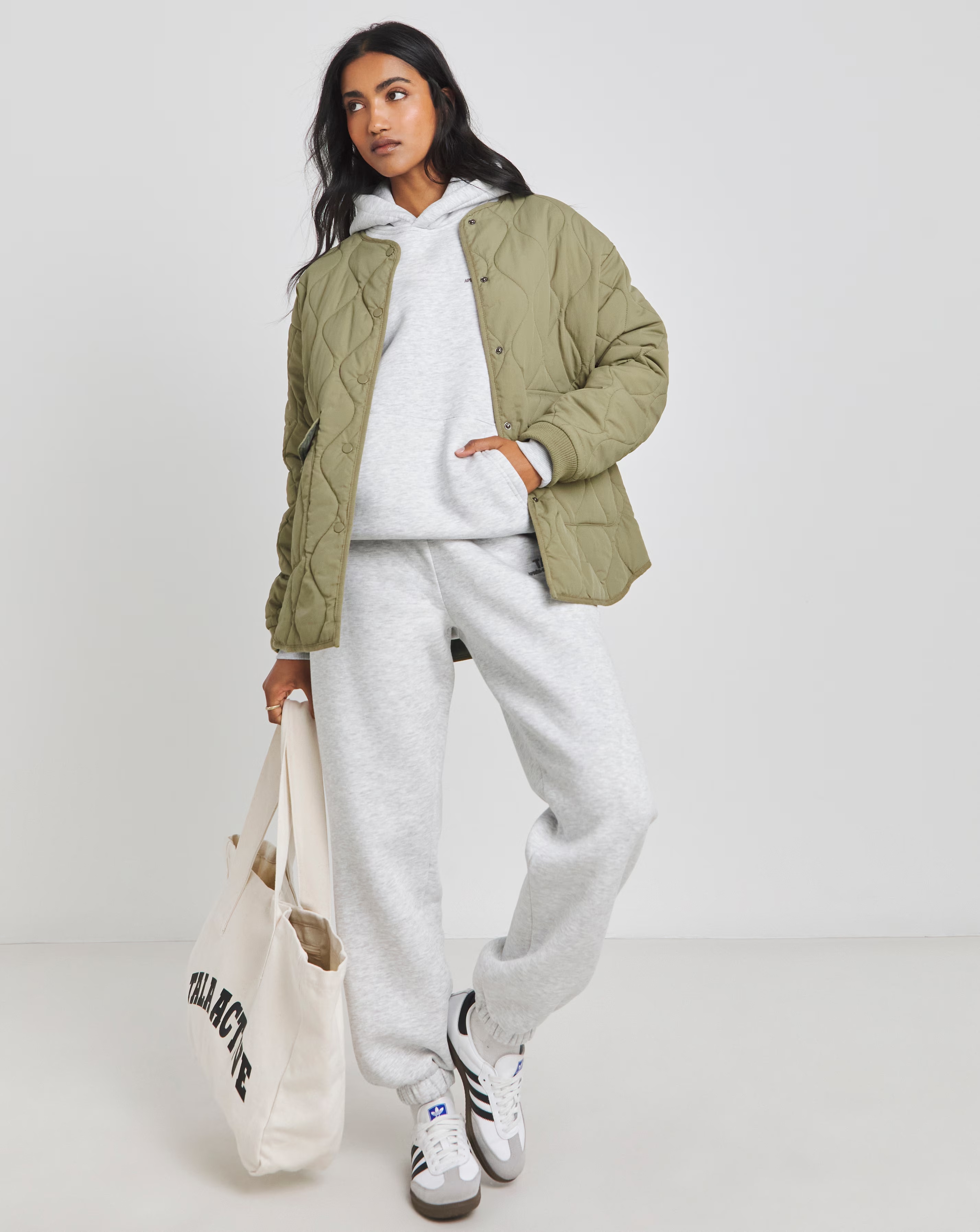 68050-tala-winter-sports-oversized-hoodie-1.webp