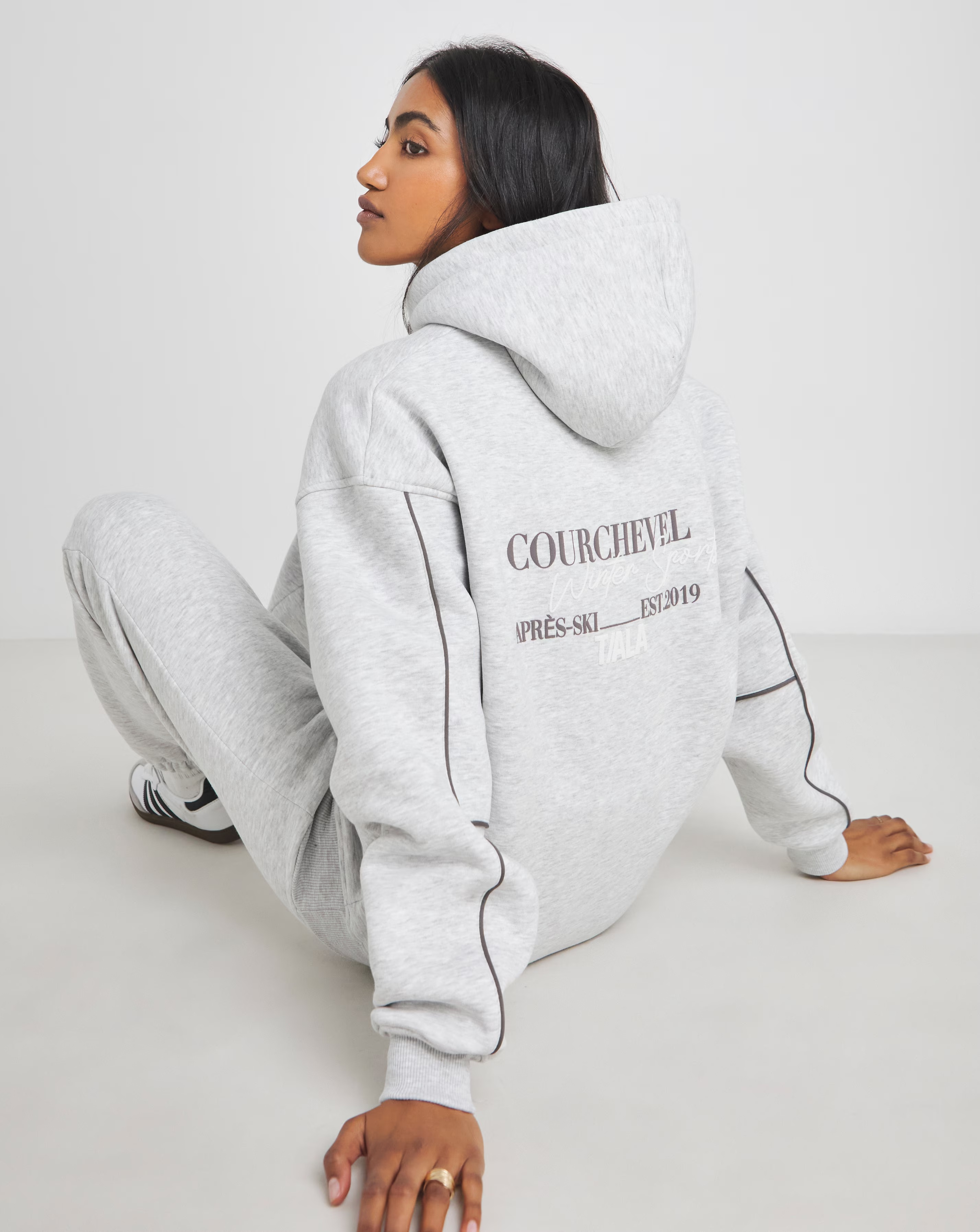 68050-tala-winter-sports-oversized-hoodie-1.webp