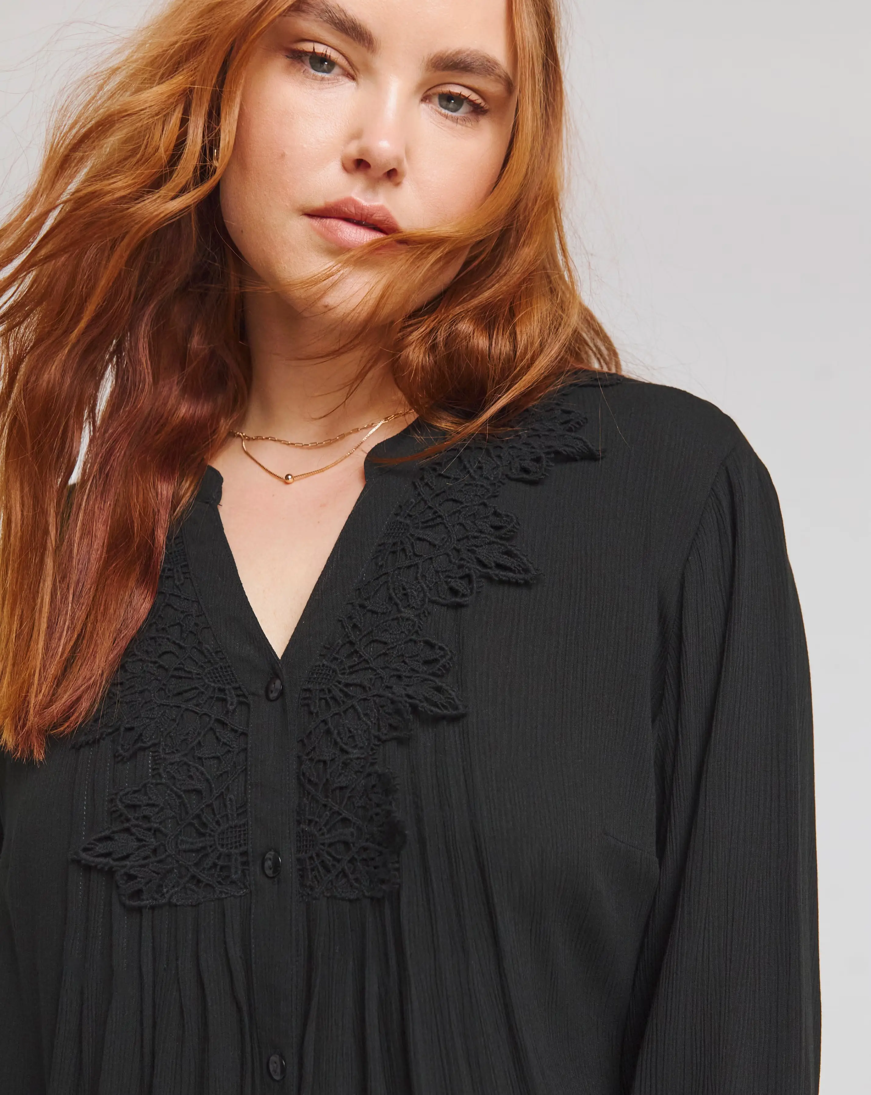 68175-joe-browns-favorite-longline-crinkle-blouse-1.webp