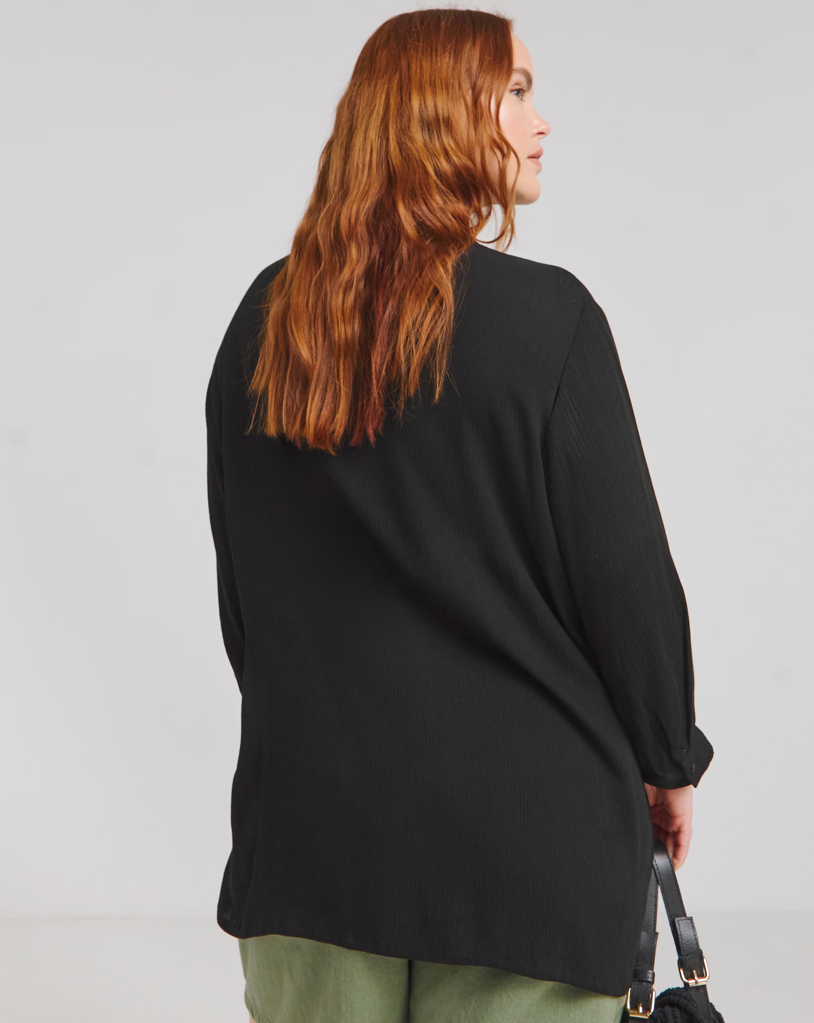 68175-joe-browns-favorite-longline-crinkle-blouse-1.webp