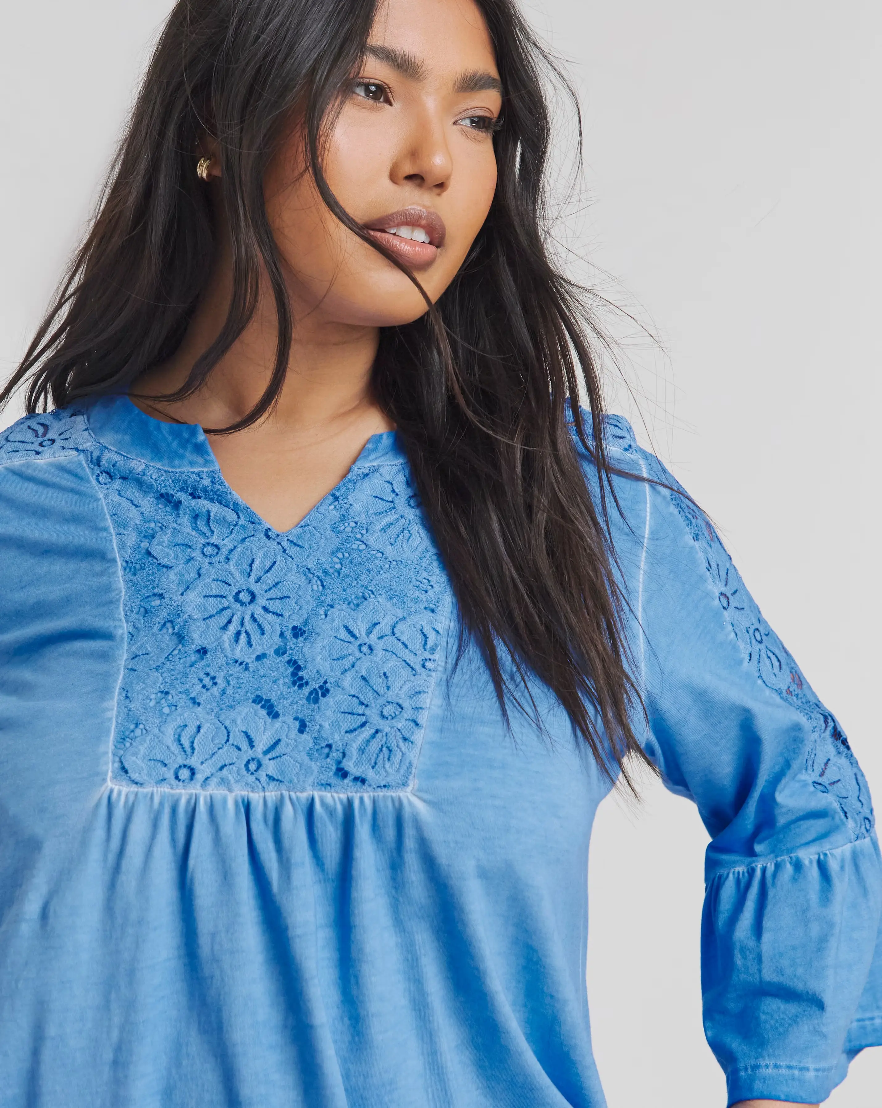68201-joe-browns-easy-breezy-top-1.webp