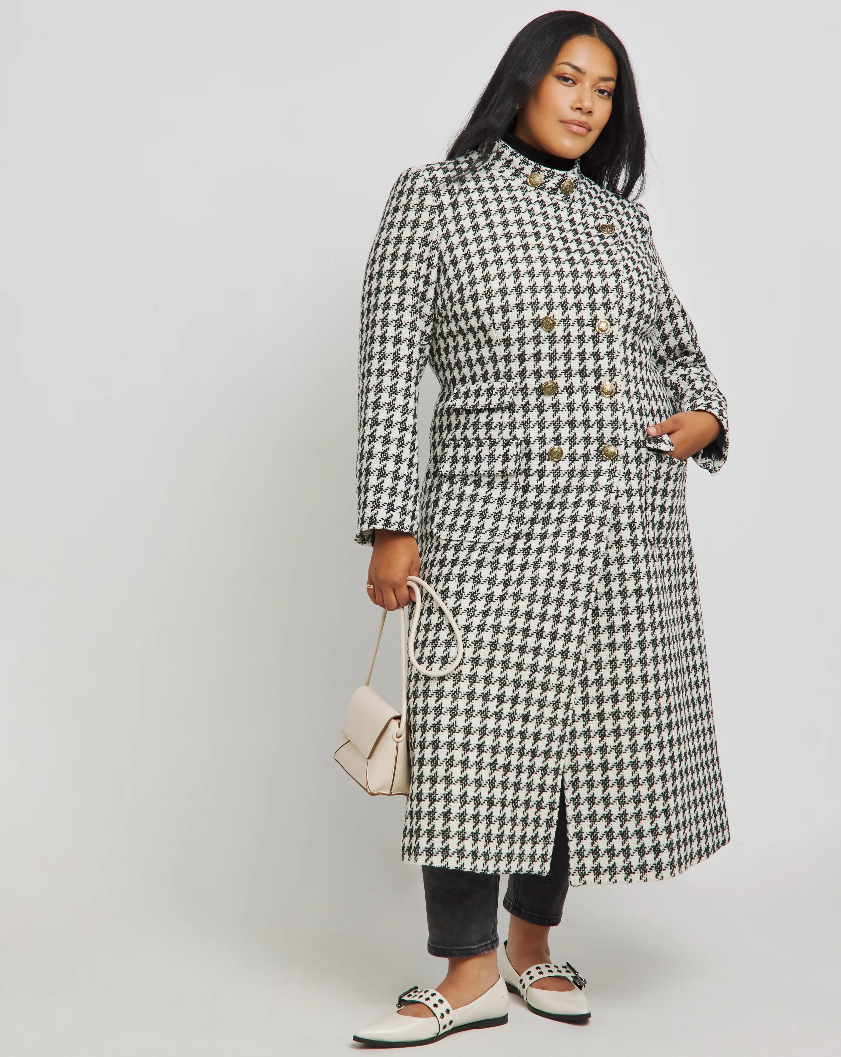 68670-joe-browns-perfectly-mono-coat-1.webp