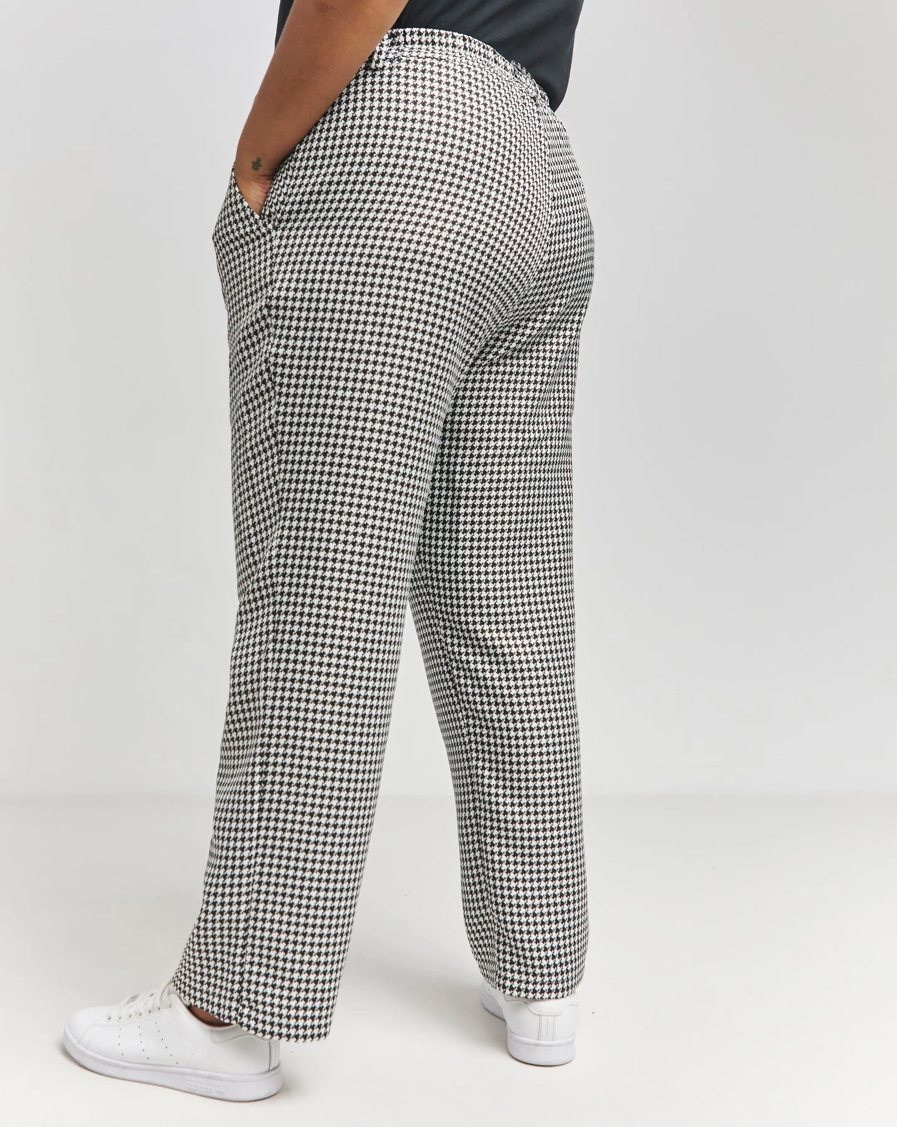 69148-joe-browns-daring-dogtooth-trousers-1.webp