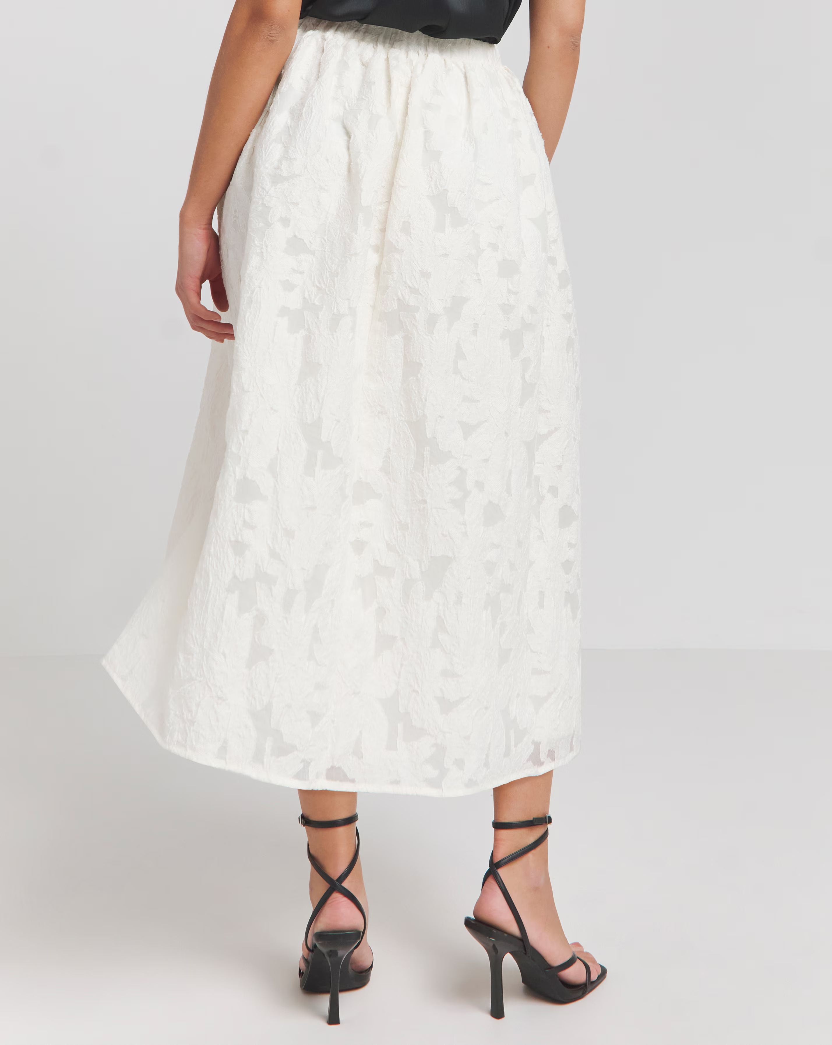 70598-joanna-hope-textured-skirt-1.jpg