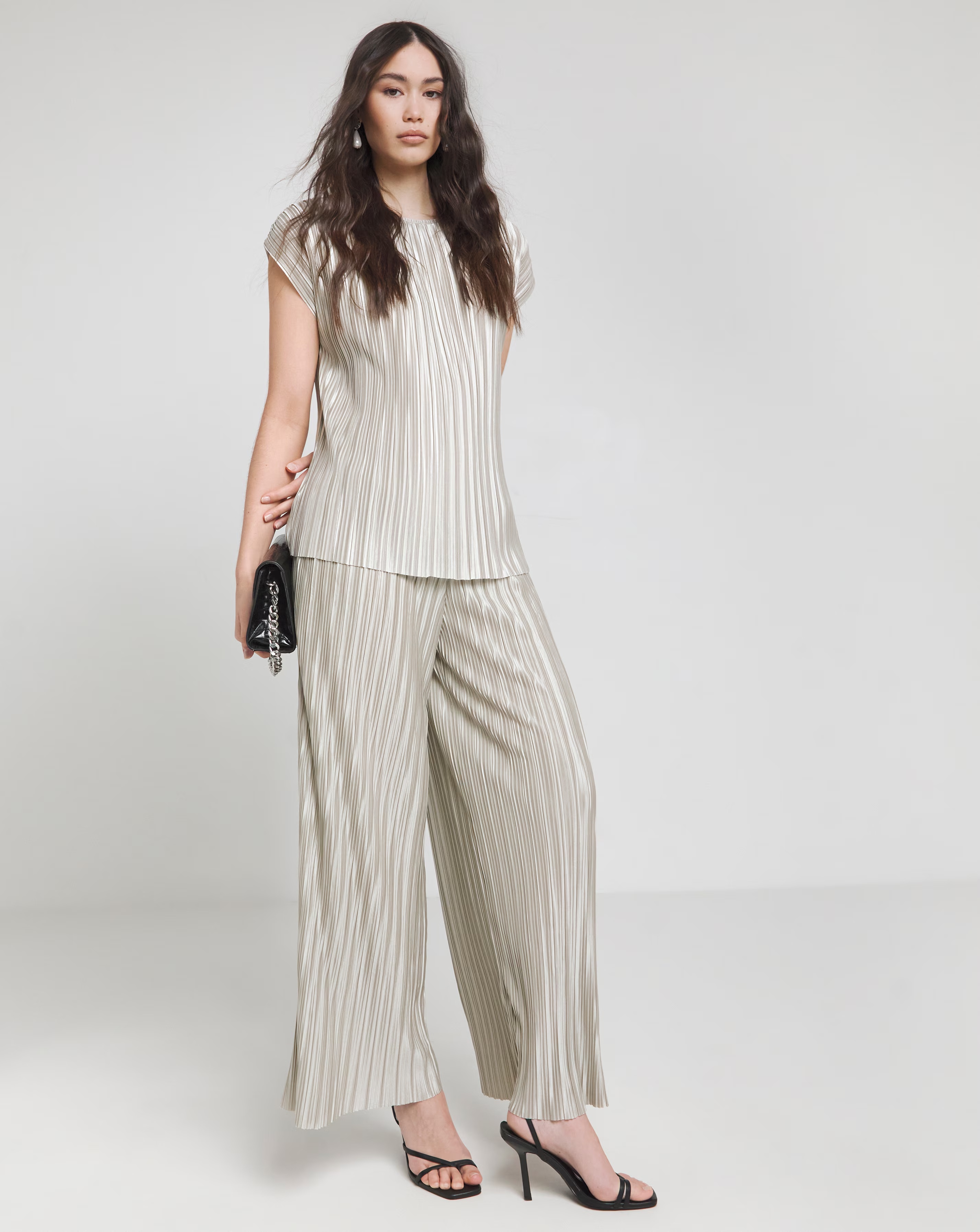 Joanna Hope Metallic Plisse Wide Leg Trousers 1 70648-joanna-hope-metallic-plisse-wide-leg-trousers-1.jpg