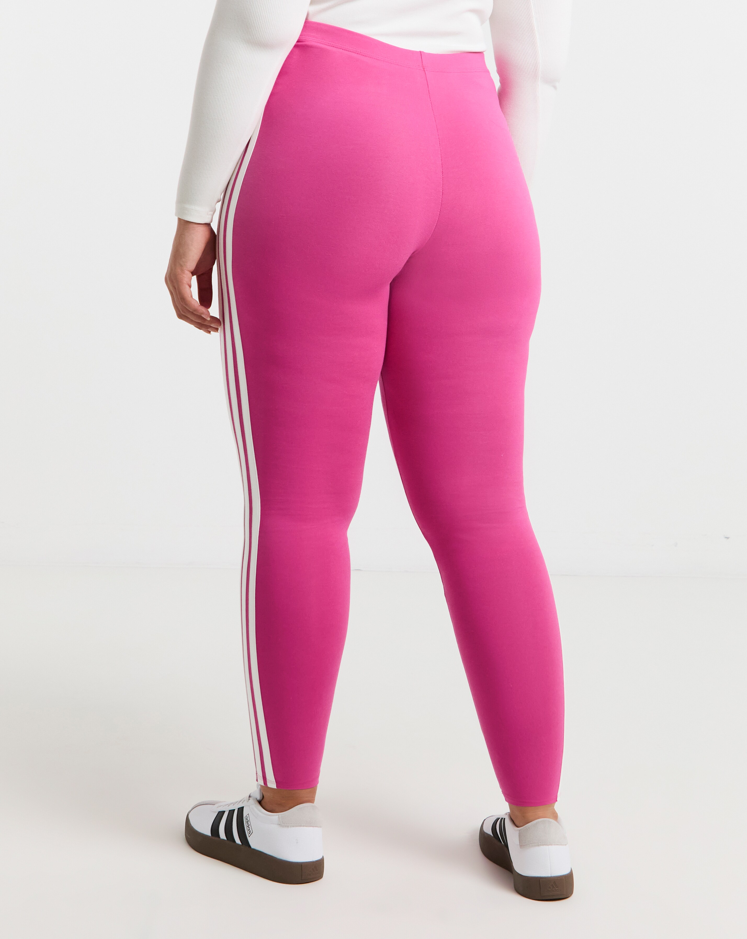 712-adidas-3-stripes-leggings-1.jpg