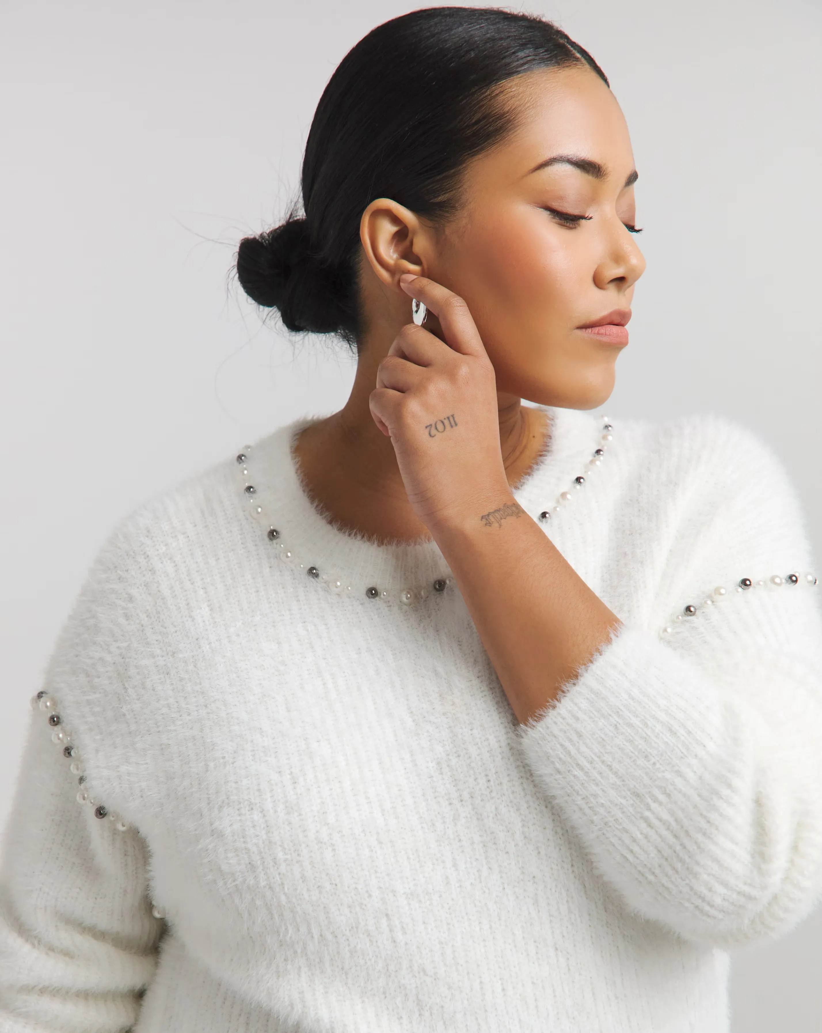 Joanna Hope Ivory Pearl Knit Trim Jumper 1 71568-joanna-hope-ivory-pearl-knit-trim-jumper-1.webp
