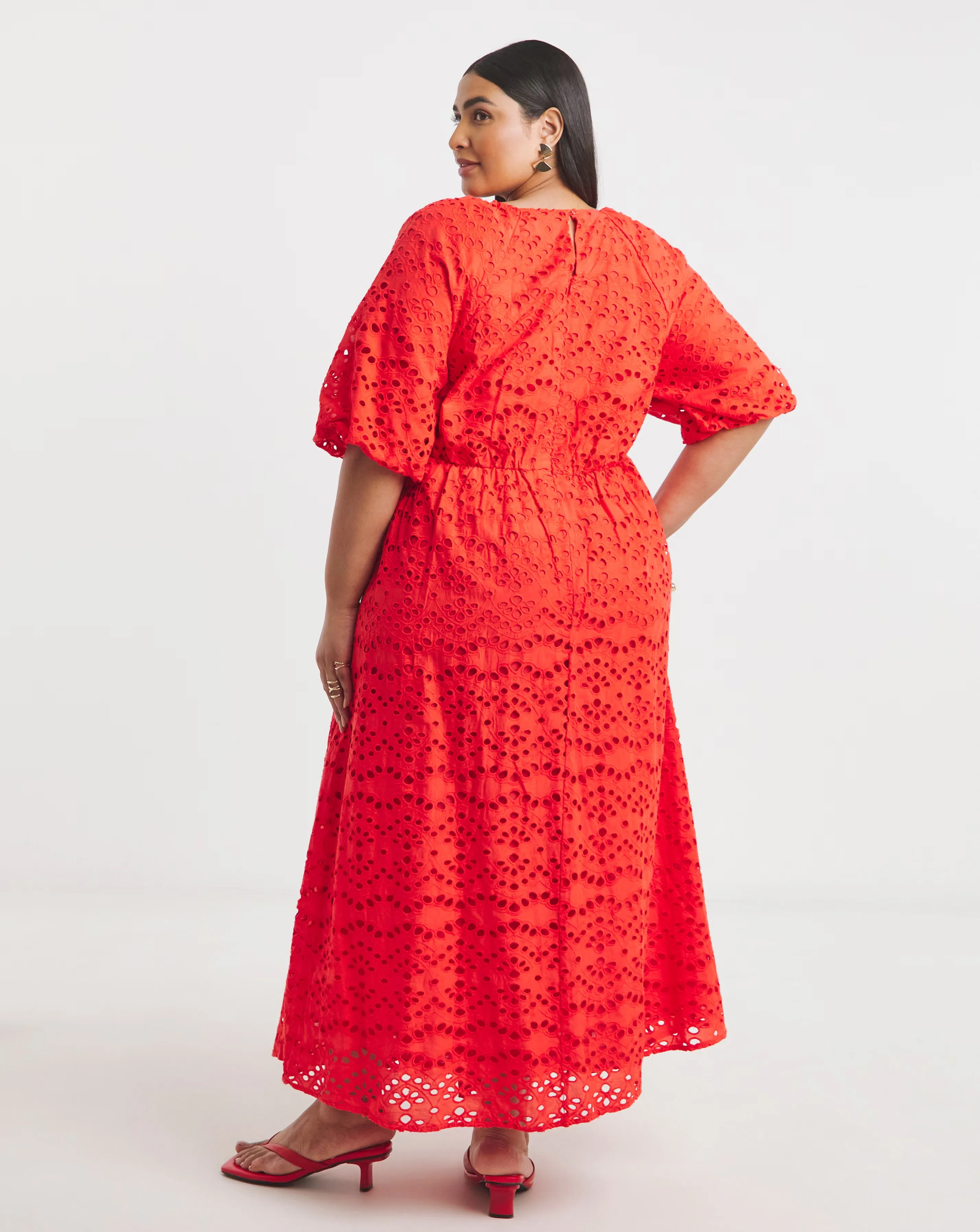 72573-joanna-hope-puff-sleeve-broderie-dress-1.webp