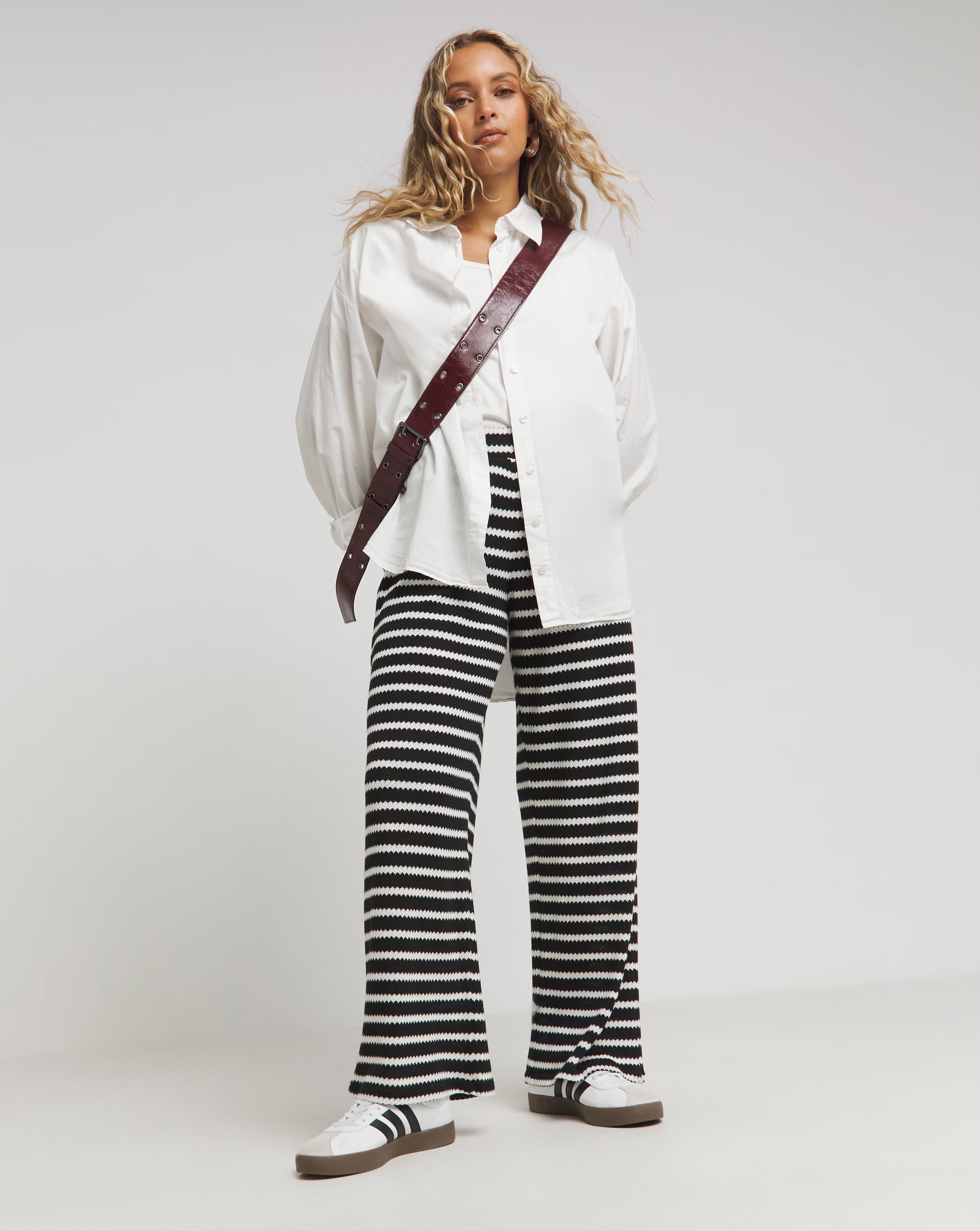 73056-stripe-jersey-crochet-wide-leg-trousers-1.webp