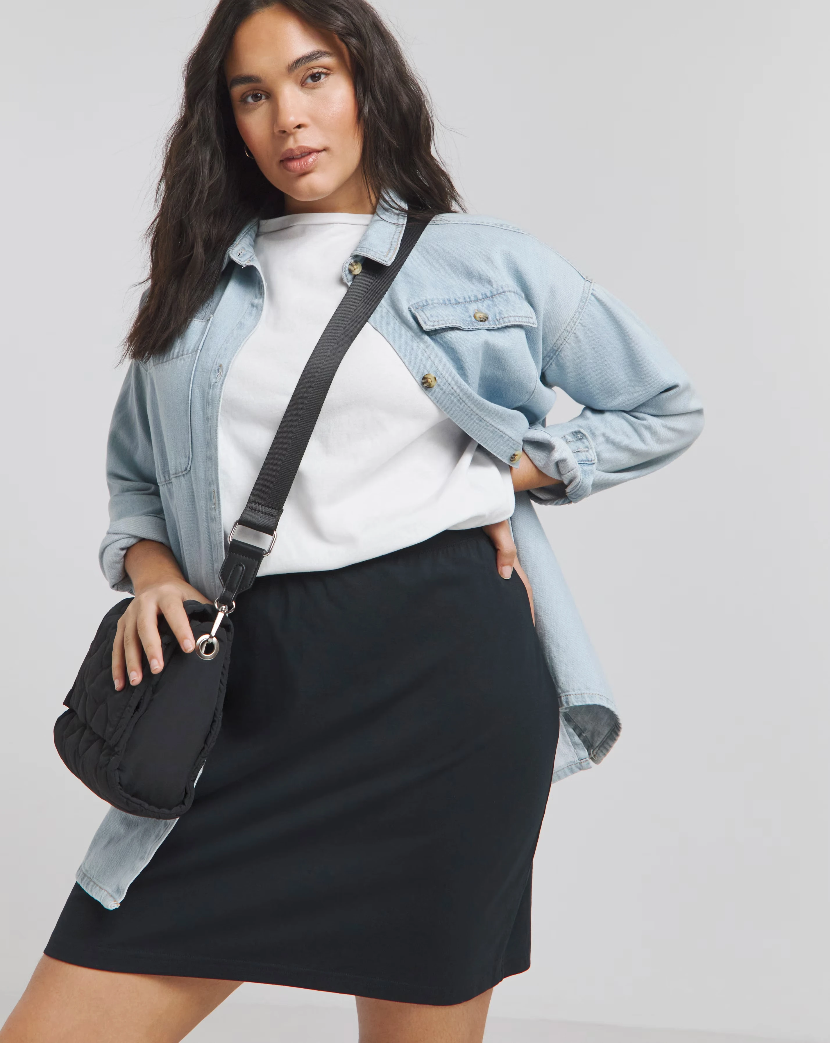 73246-simply-be-black-value-jersey-tube-mini-skirt-1.webp