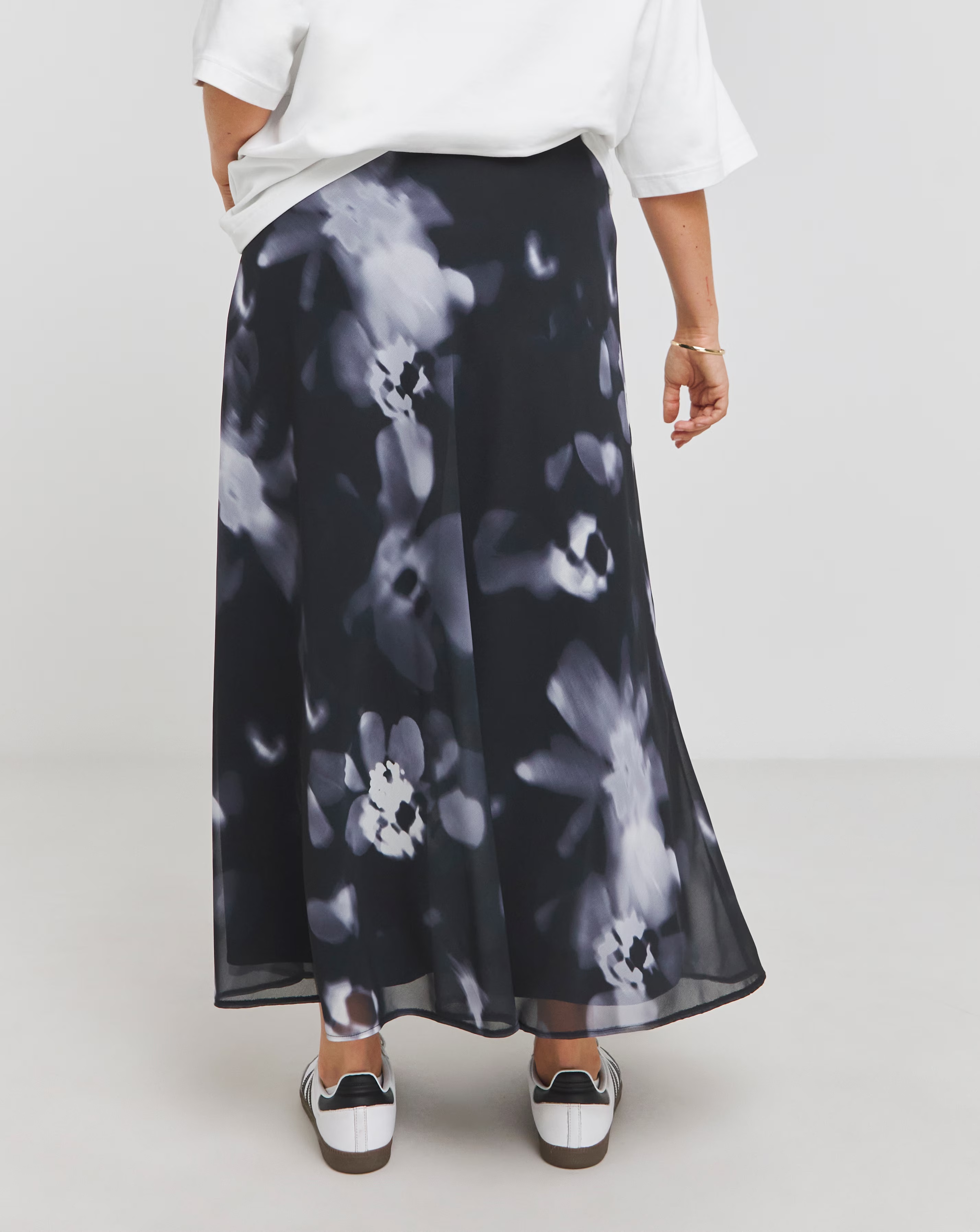 74292-mono-print-georgette-full-maxi-skirt-1.jpg
