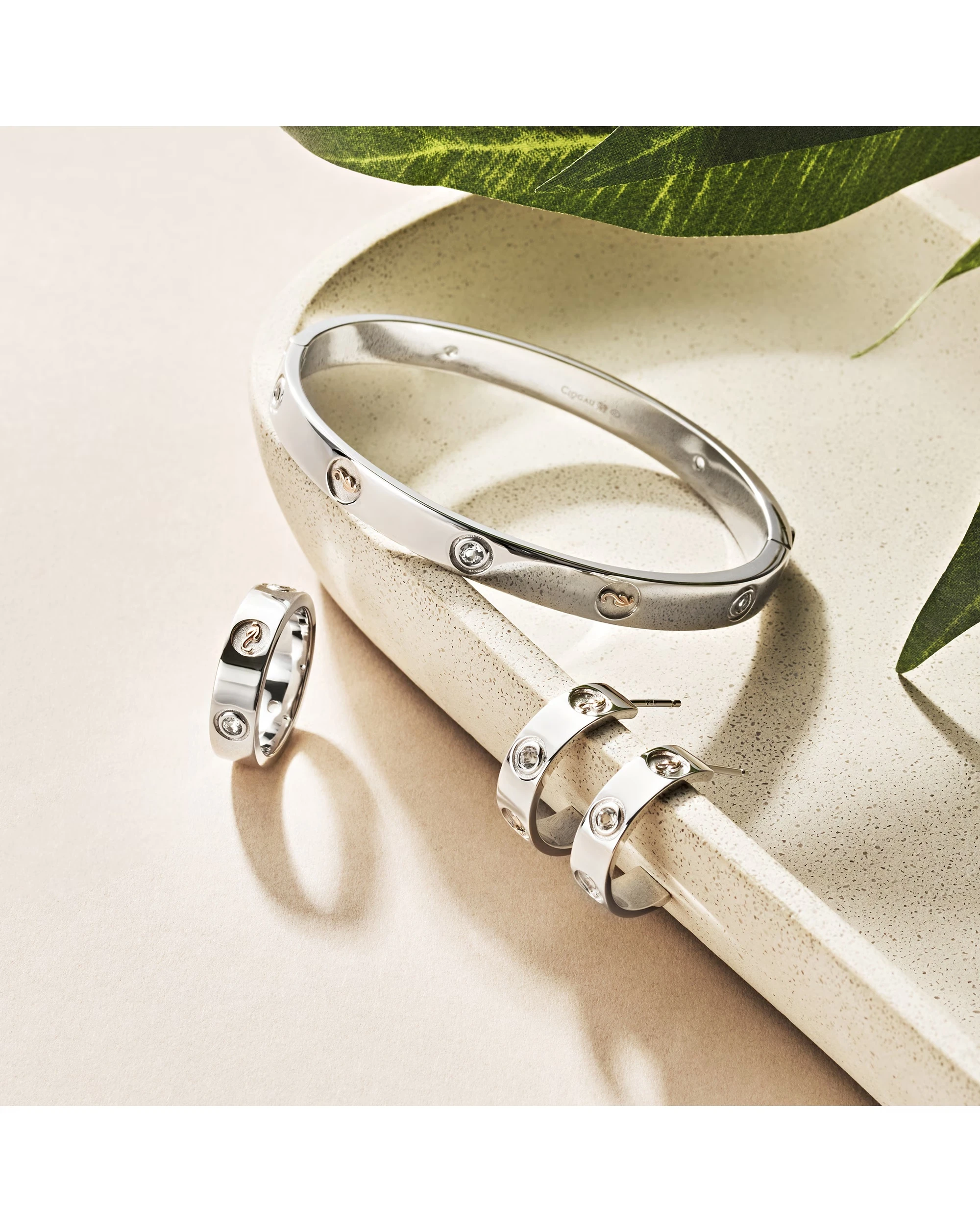 75856-clogau-insignia-sterling-silver-band-ring-with-topaz-1.jpg