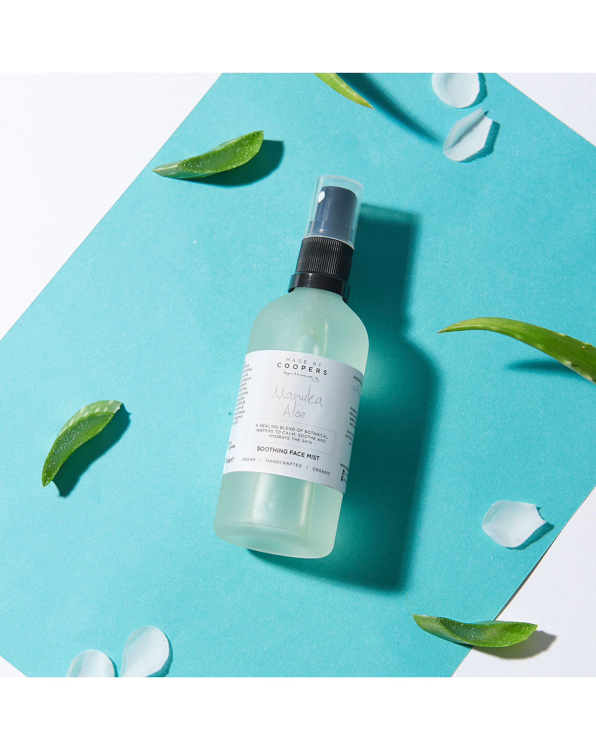 76465-made-by-coopers-manuka-aloe-soothing-face-mist-1.jpg
