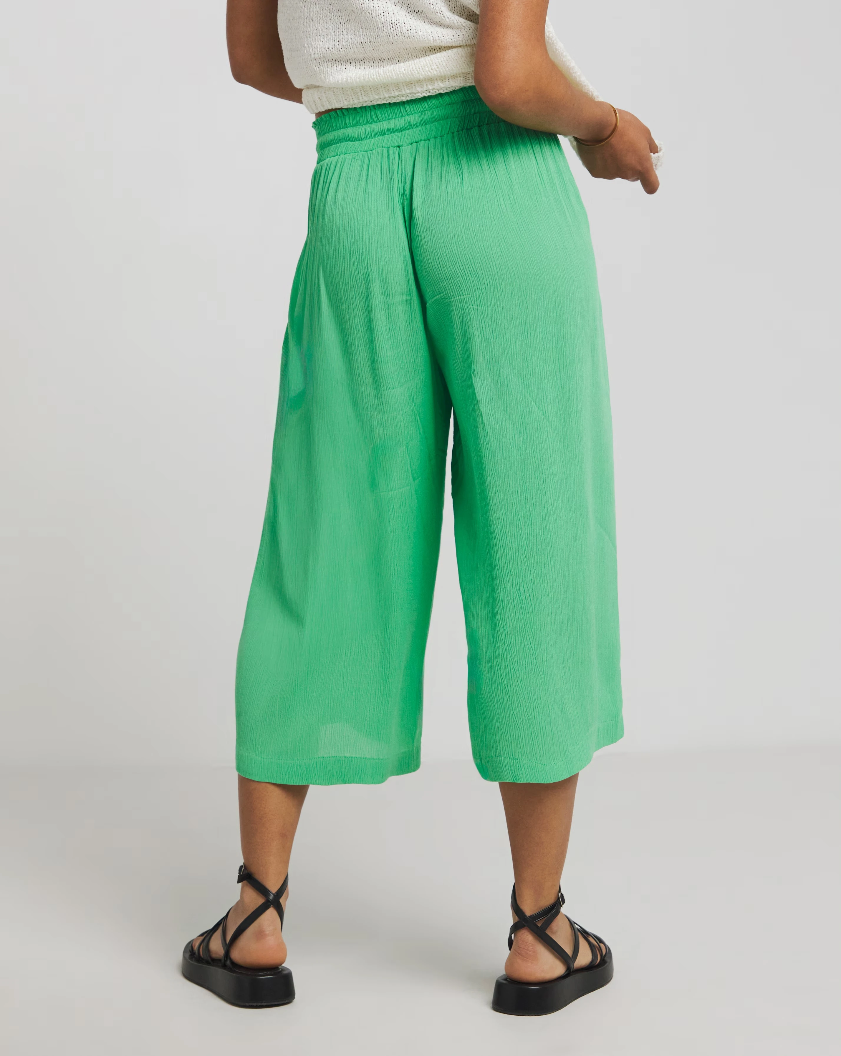 76639-green-crinkle-tie-waist-wide-leg-culotte-1.jpg