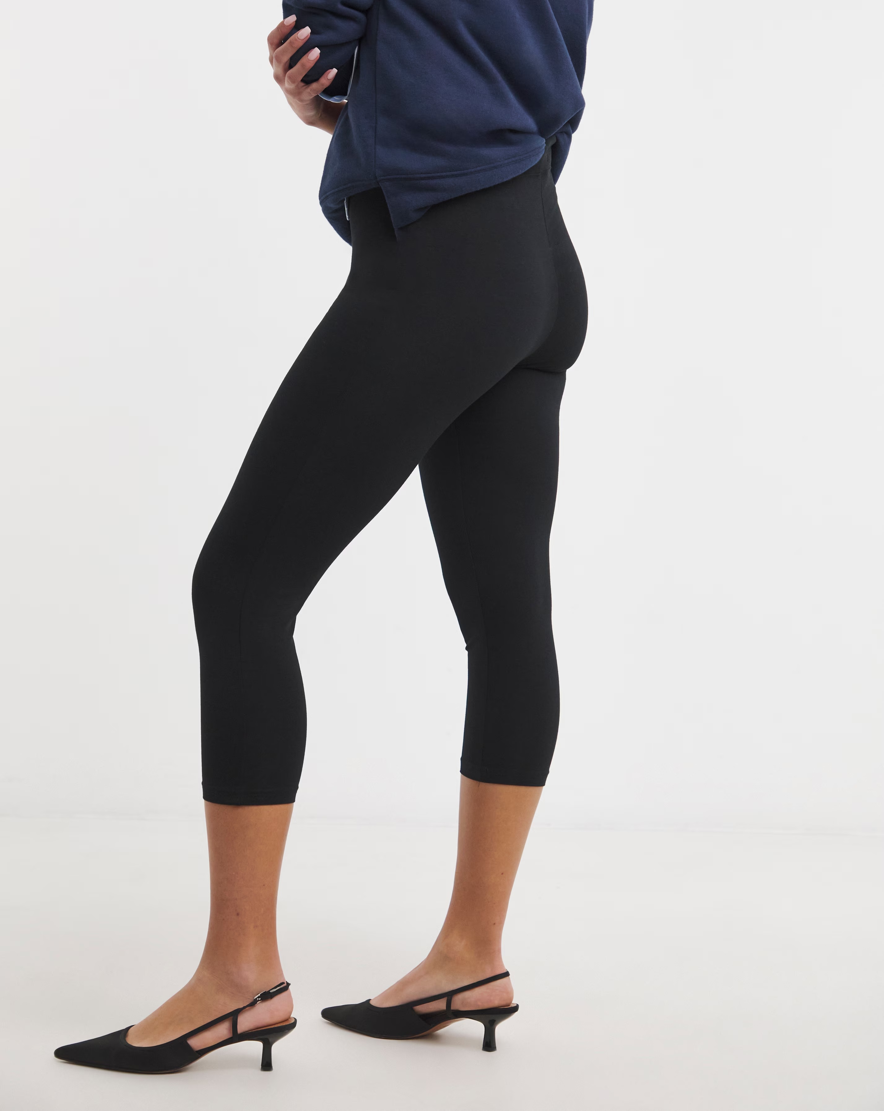 76769-simply-be-black-cotton-cropped-legging-1.jpg