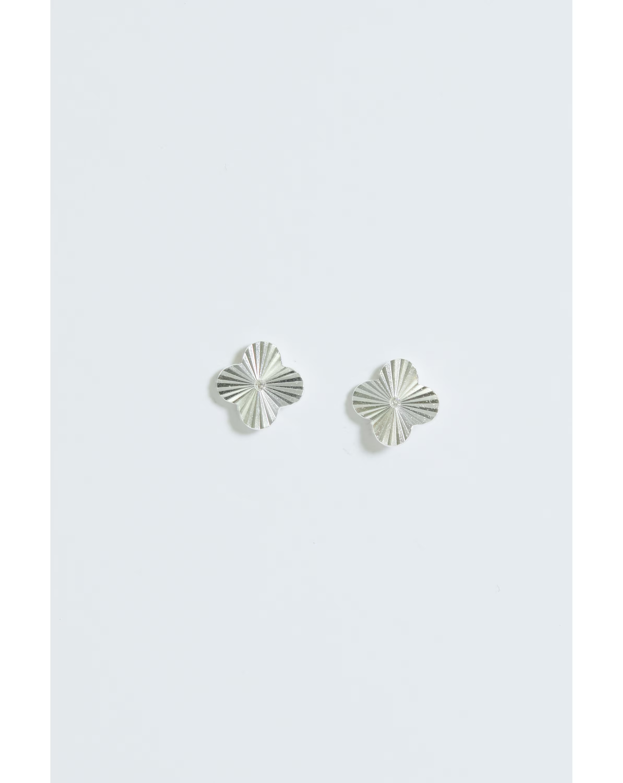 78001-simply-silver-sterling-silver-925-diamond-cut-clover-stud-earrings-1.jpg