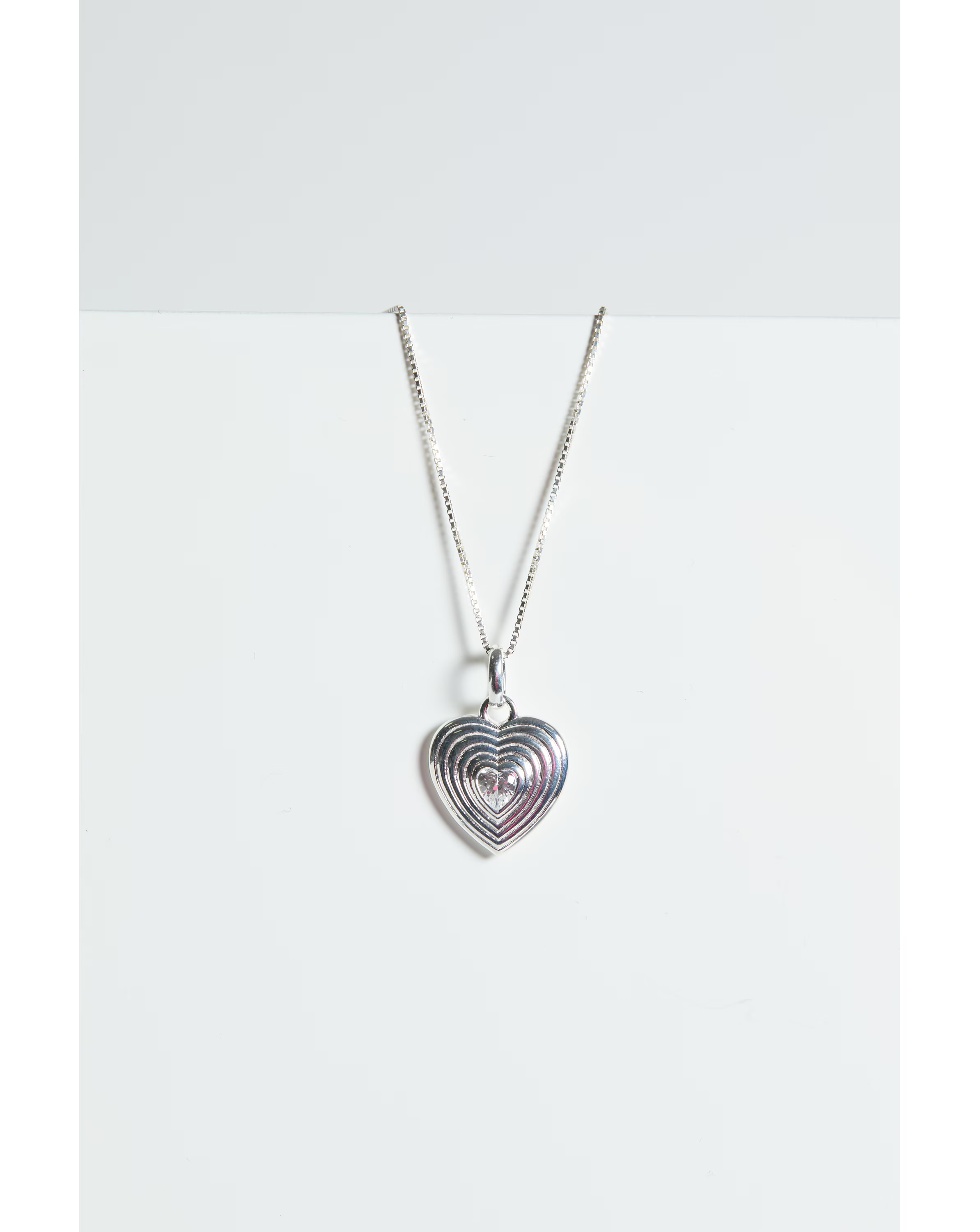 78024-simply-silver-sterling-silver-925-ridged-cubic-zirconia-heart-pendant-1.jpg