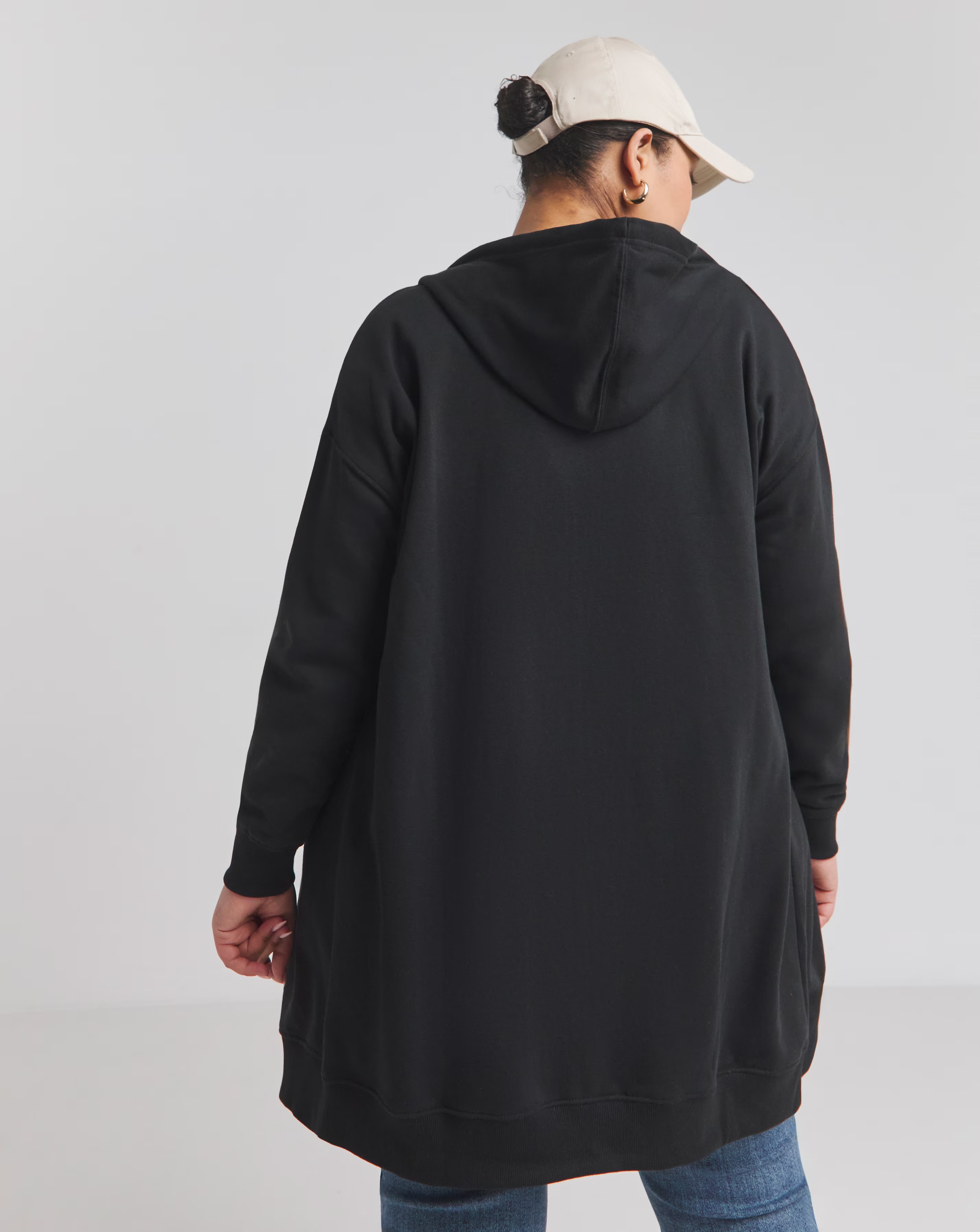 78805-basic-black-zip-through-longline-tunic-hoodie-1.webp