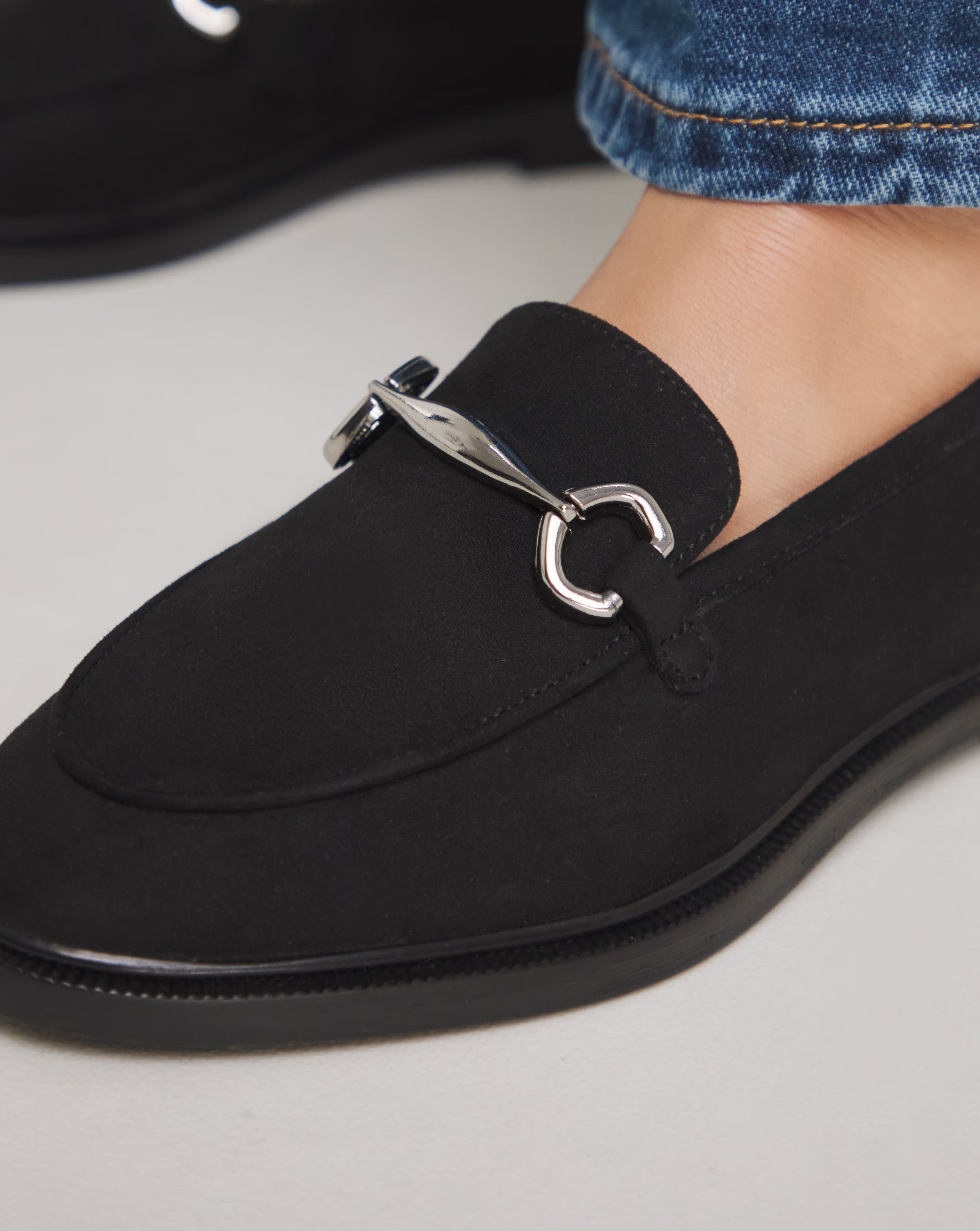 81256-ankara-classic-loafer-with-metal-trim-extra-wide-eee-fit-1.webp