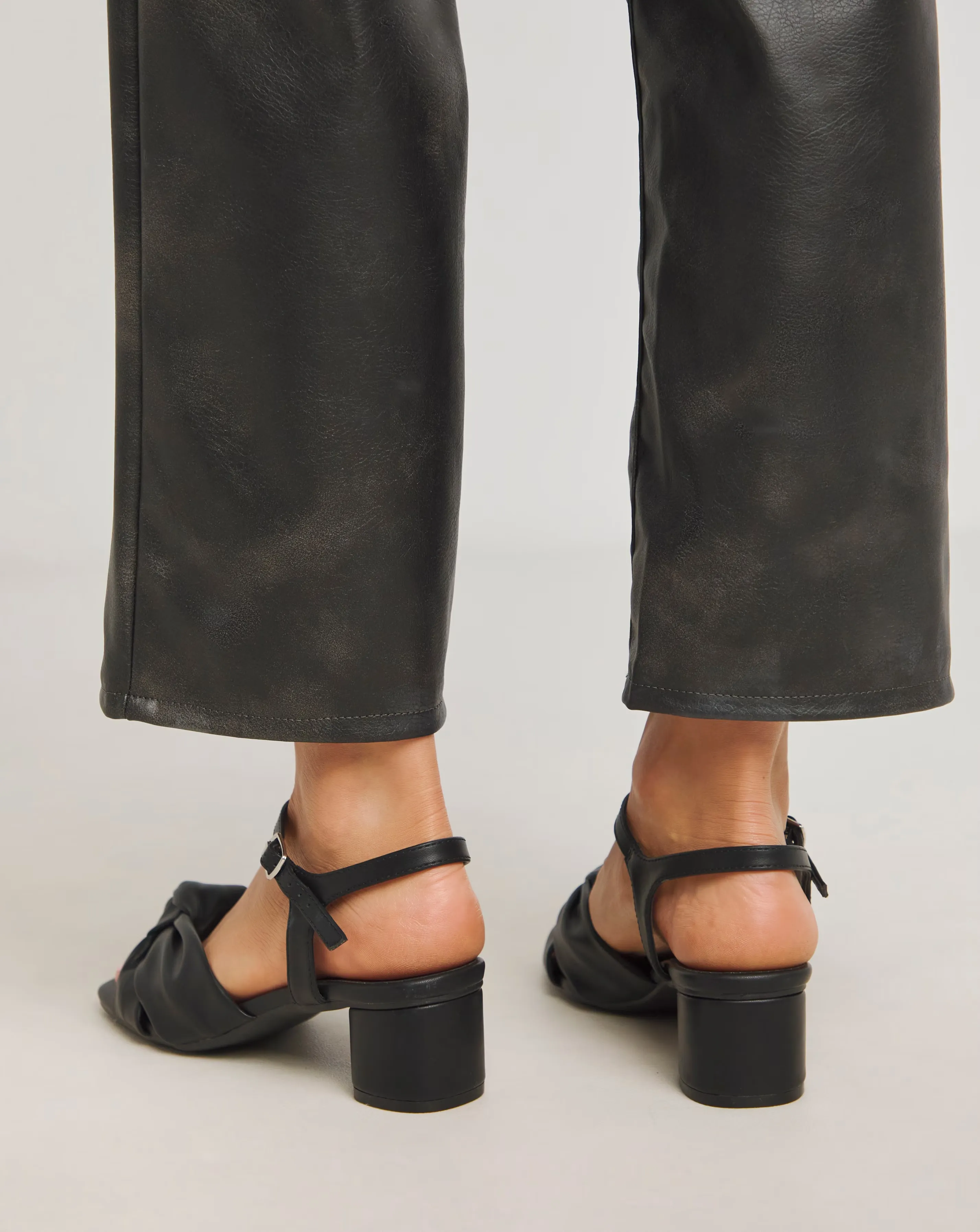 81404-tamika-volume-twist-flexible-sole-block-heel-sandals-extra-wide-eee-fit-1.jpg