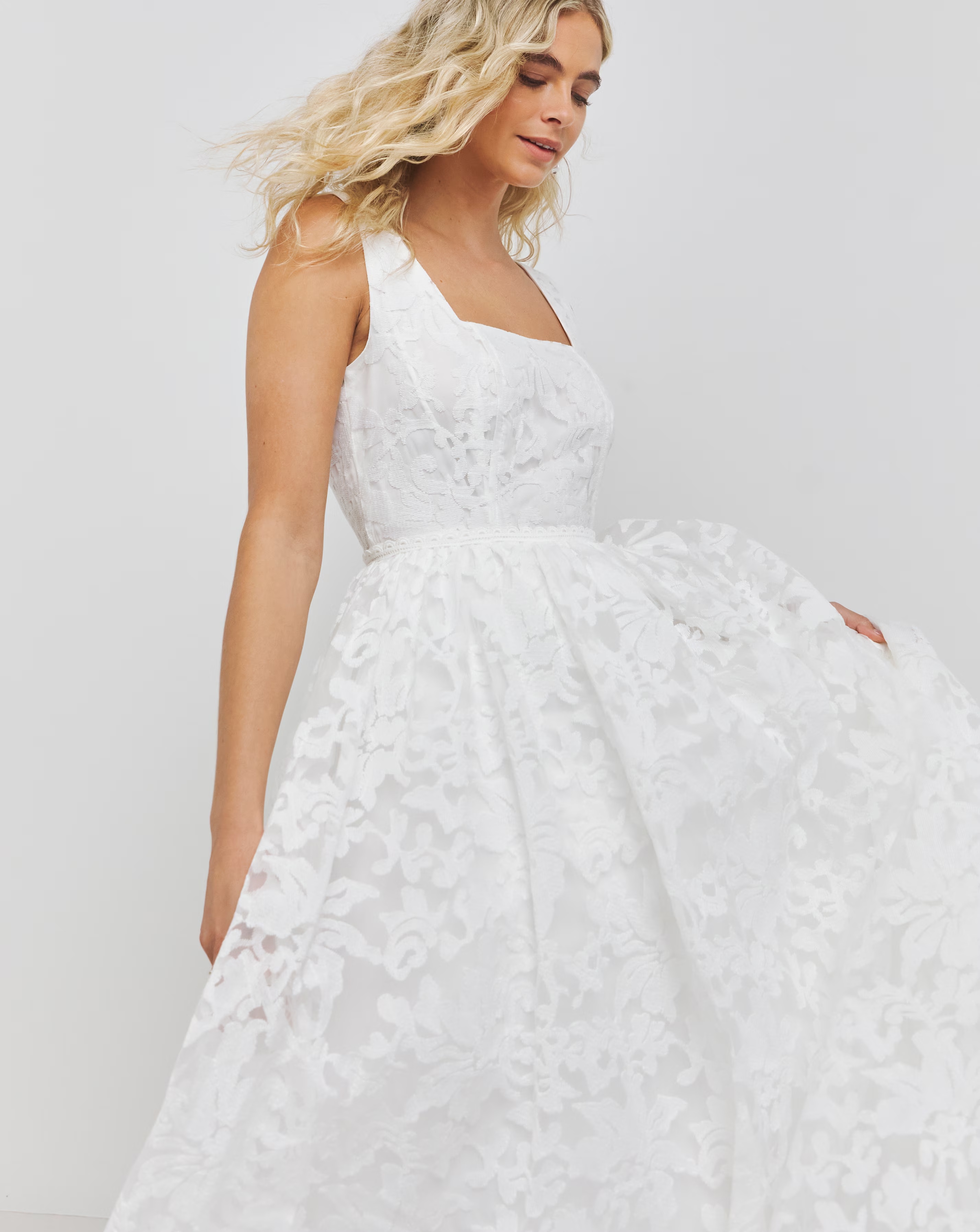 81666-joanna-hope-brocade-prom-bridal-maxi-dress-1.jpg