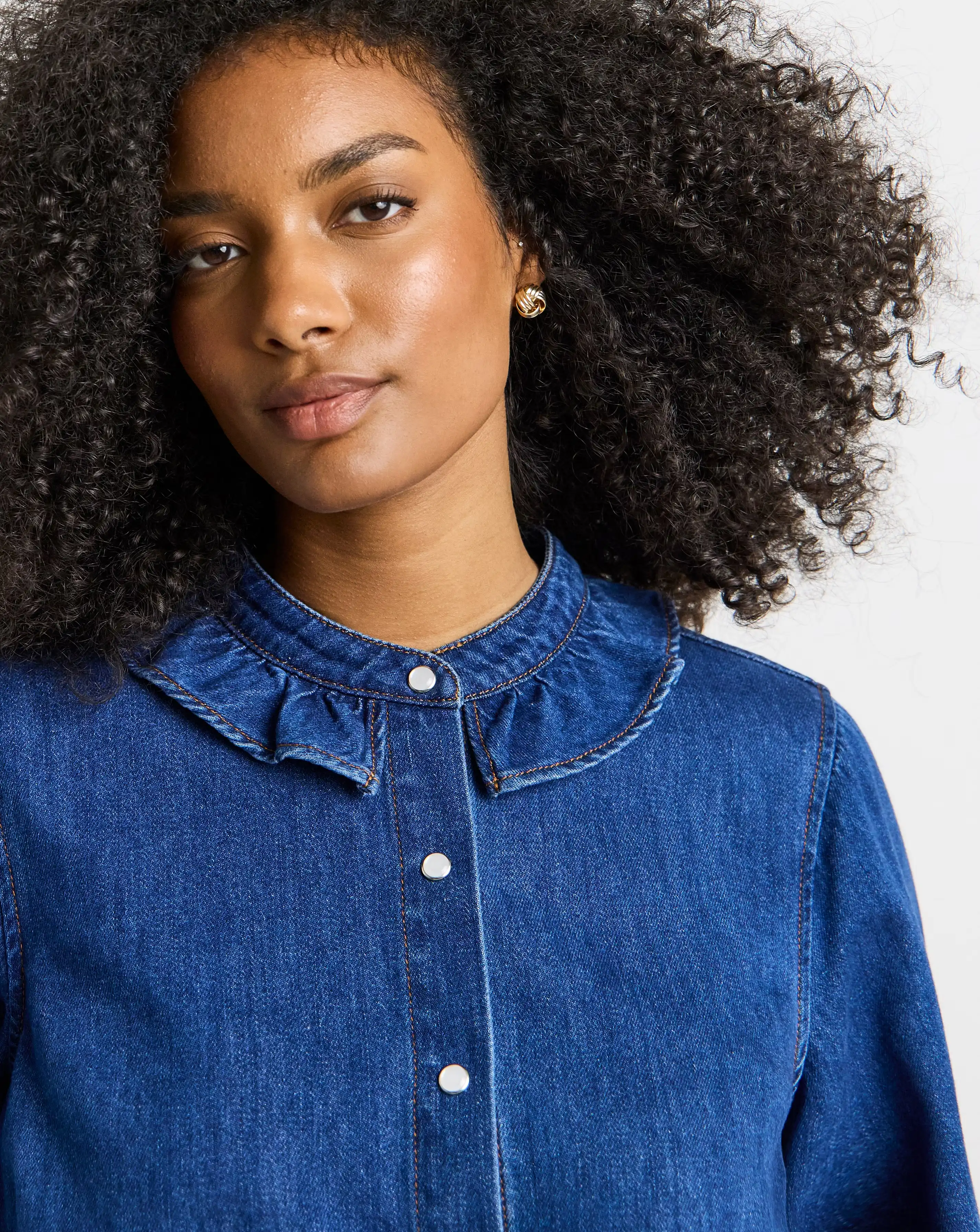 8266-mid-wash-full-collar-denim-shirt-1.webp