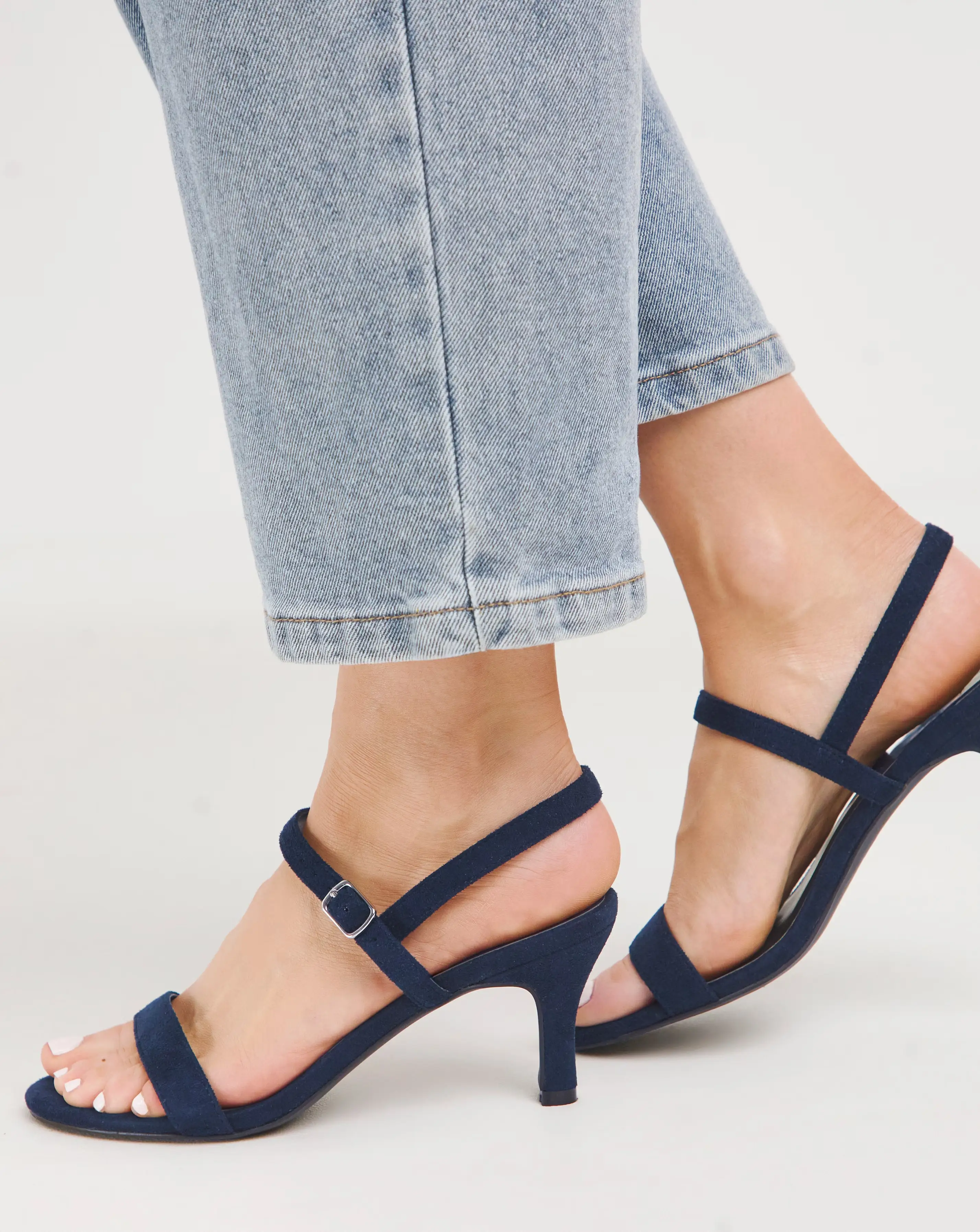 82952-dora-barely-there-classic-kitten-heel-sandal-wide-e-fit-1.webp
