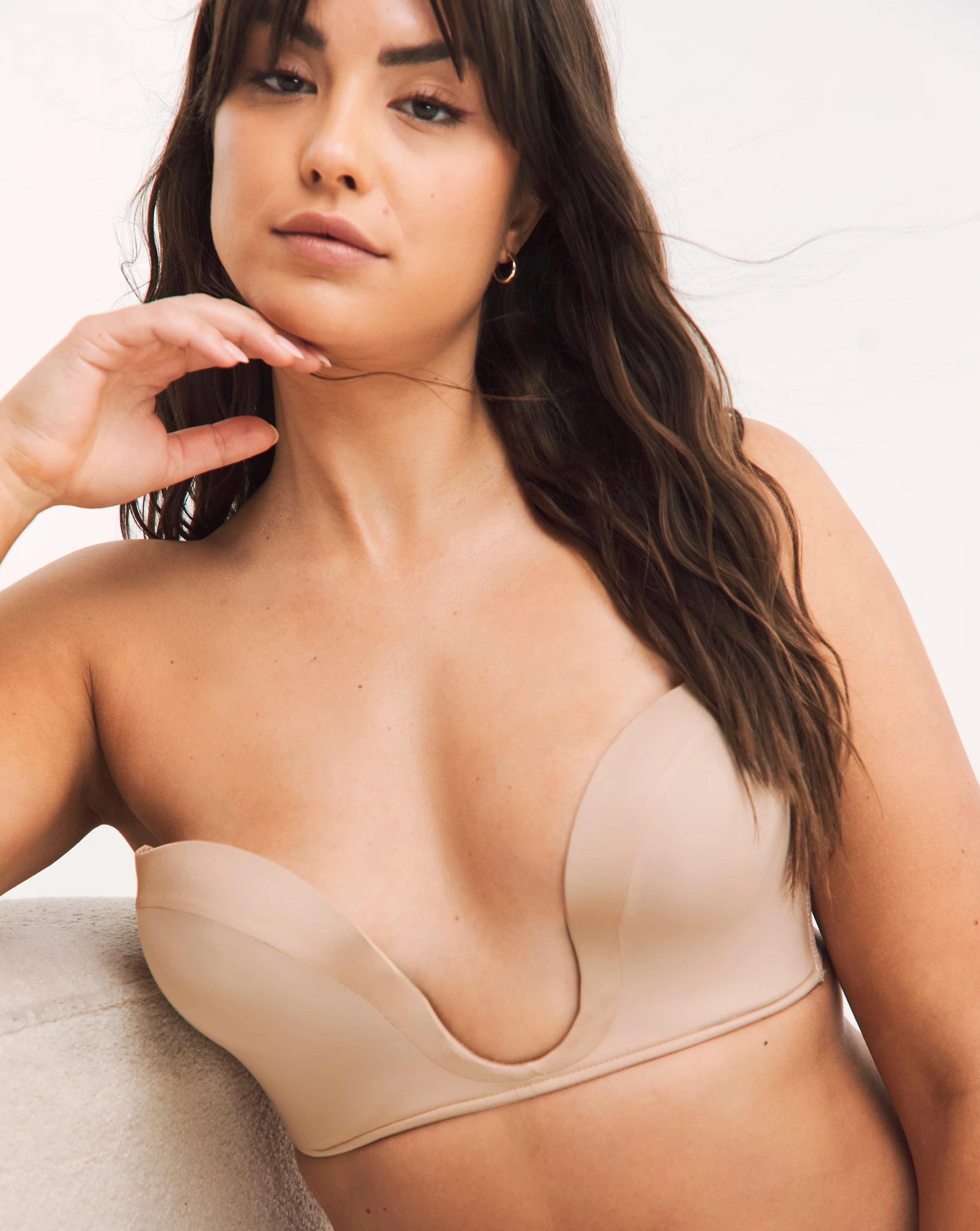 Wonderbra Ultimate Plunge Bra Beige 1 84867-wonderbra-ultimate-plunge-bra-beige-1.webp
