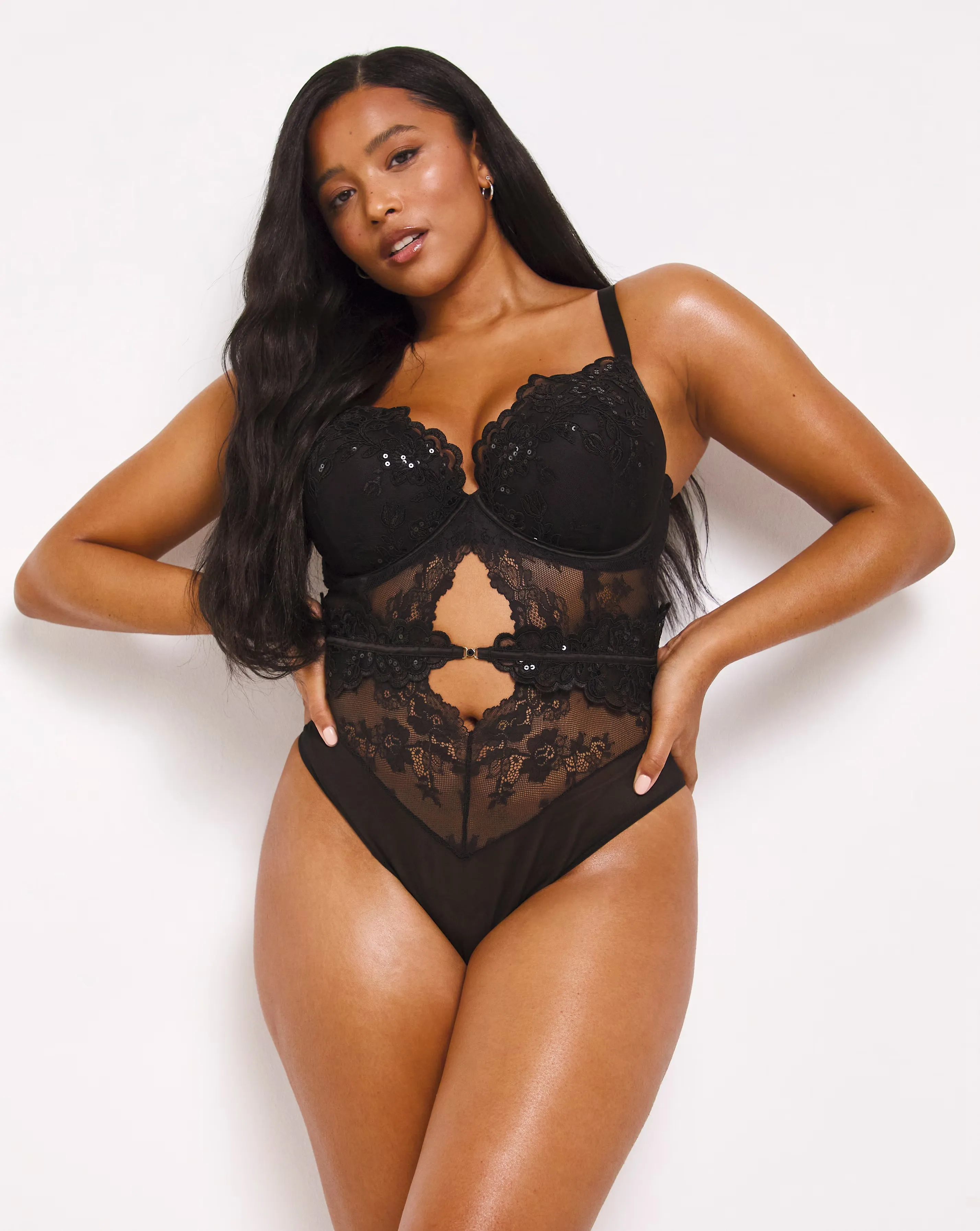 84924-ann-summers-icon-padded-body-black-1.webp