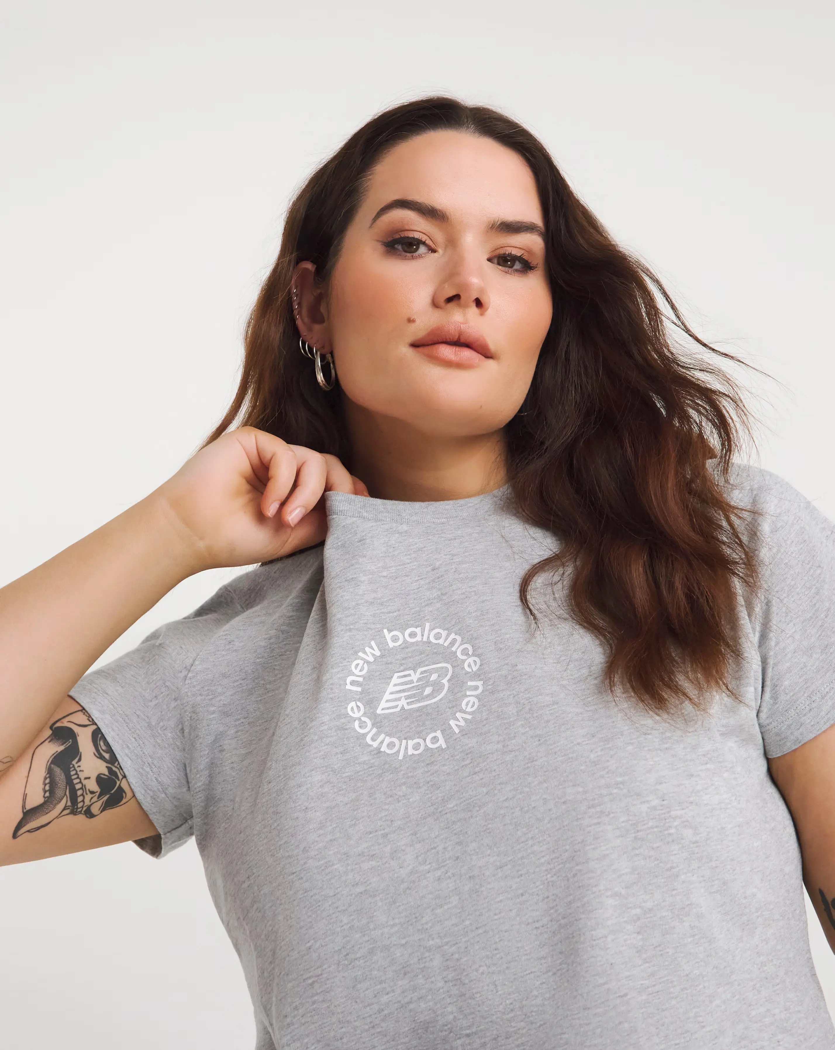 85054-new-balance-sport-circular-t-shirt-1.webp