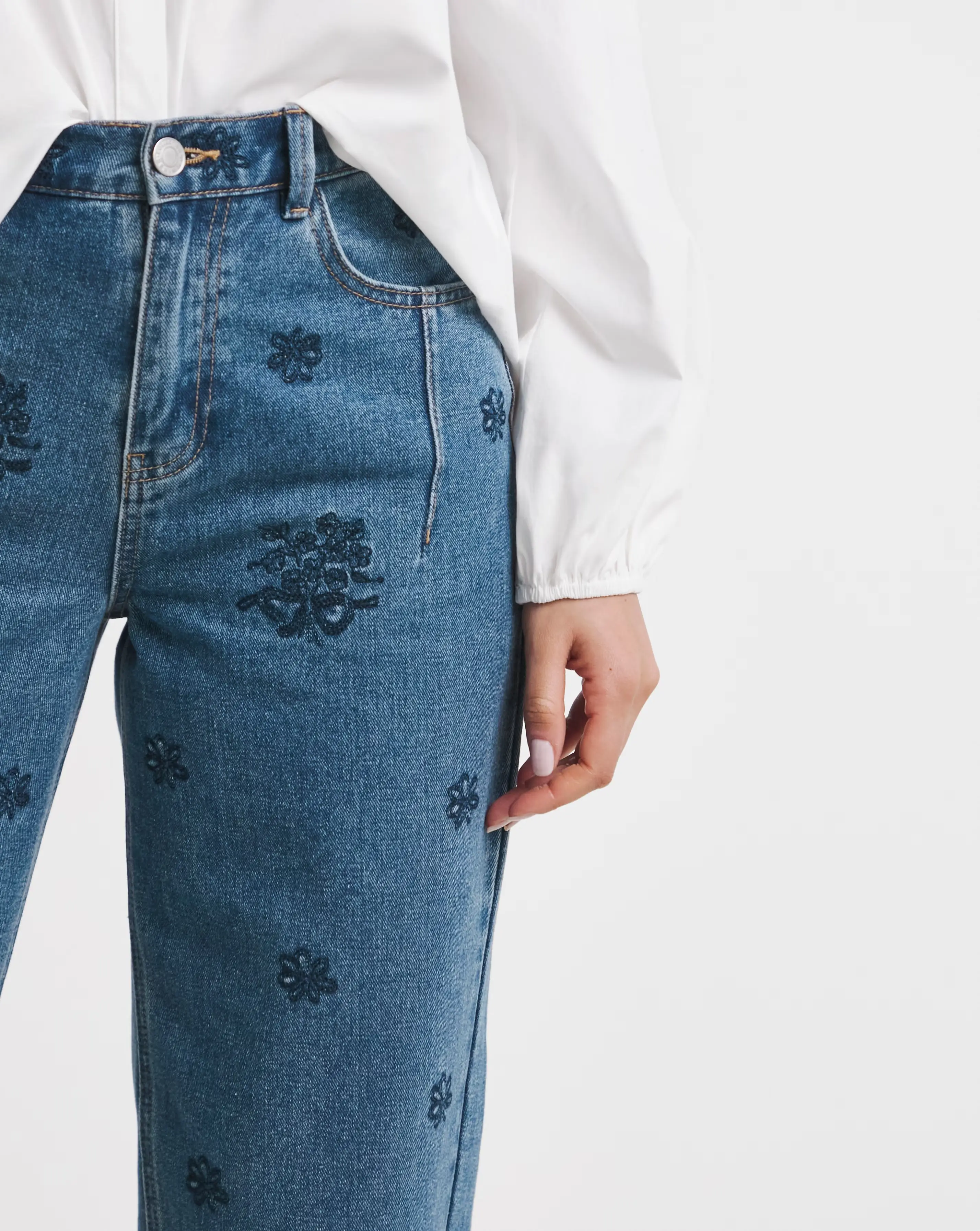 8520-embroidered-barrel-leg-jeans-mid-wash-1.jpg