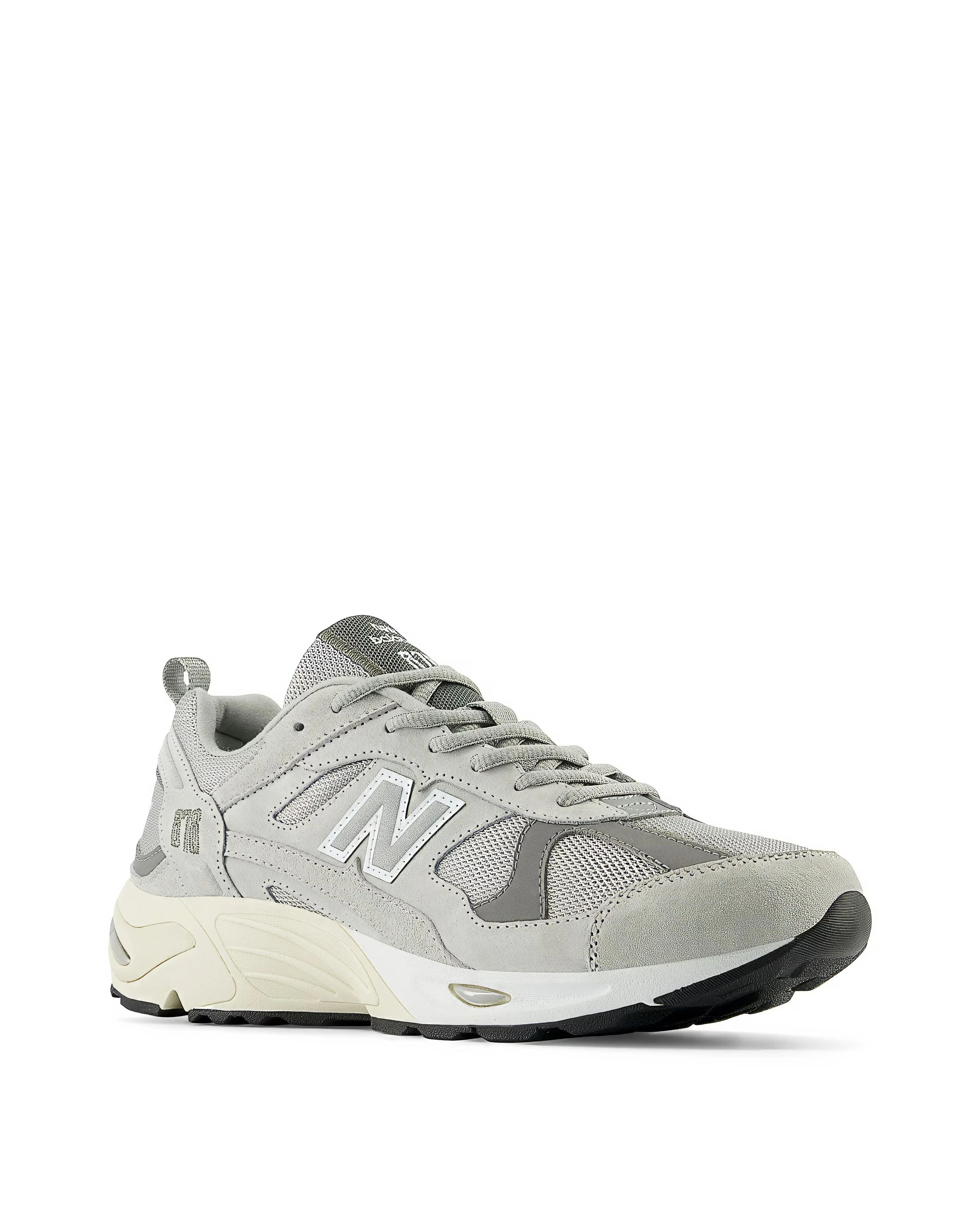 85221-new-balance-878-trainers-1.jpg