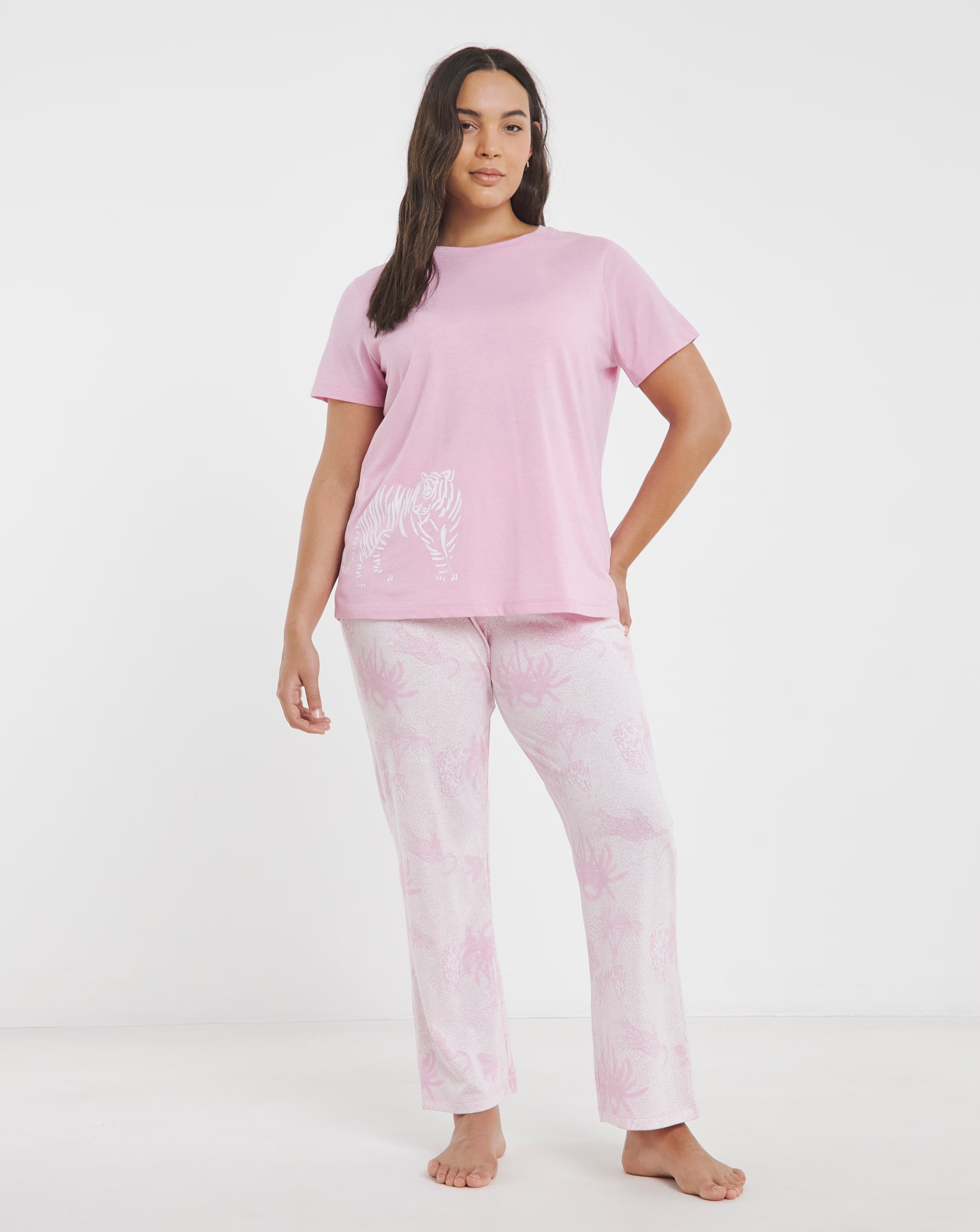 Simply Be Value Leopard Design Pyjama Set 1 85378-simply-be-value-leopard-design-pyjama-set-1.jpg