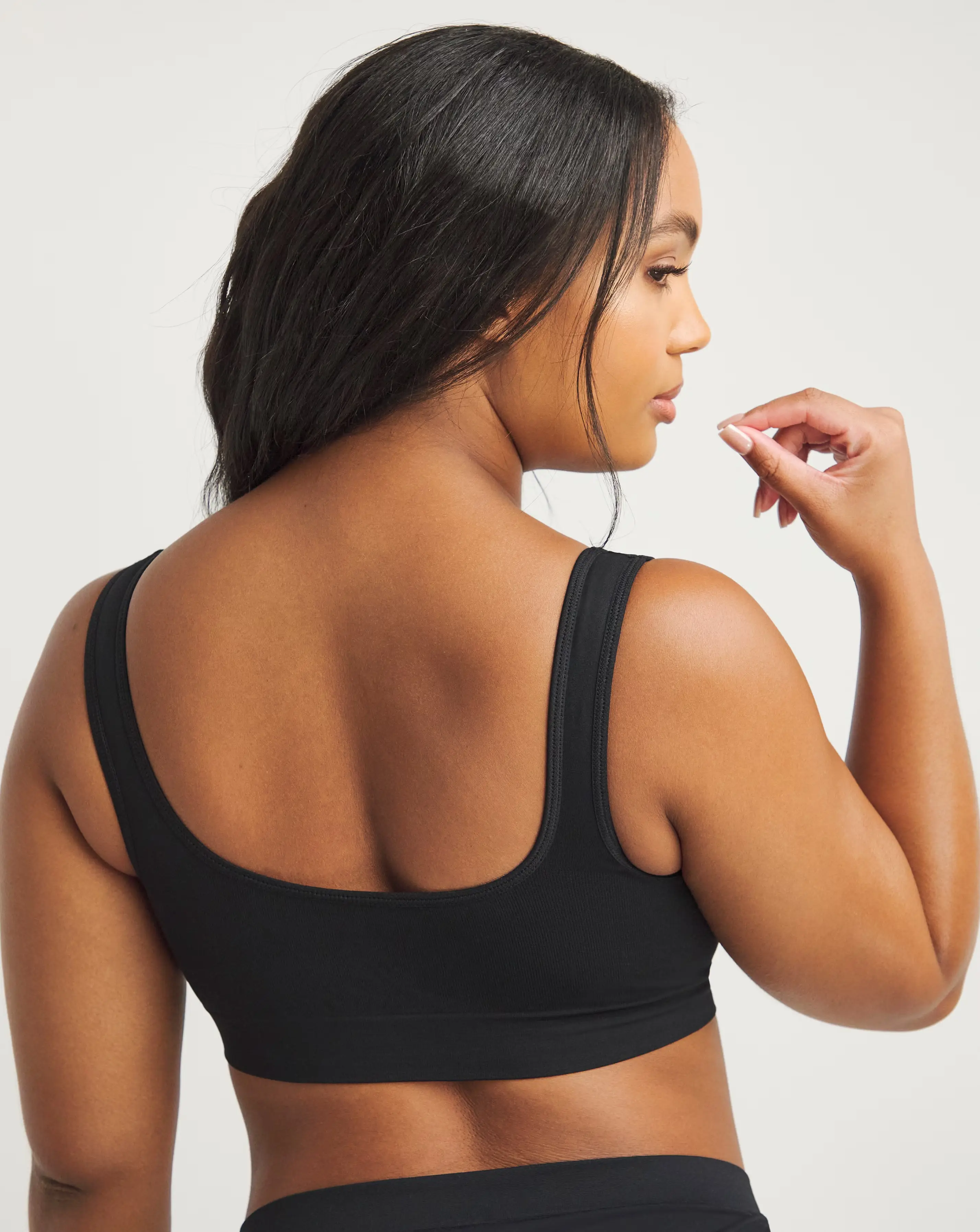 85800-pretty-secrets-3-pack-comfort-tops-a-d-black-white-blush-1.webp