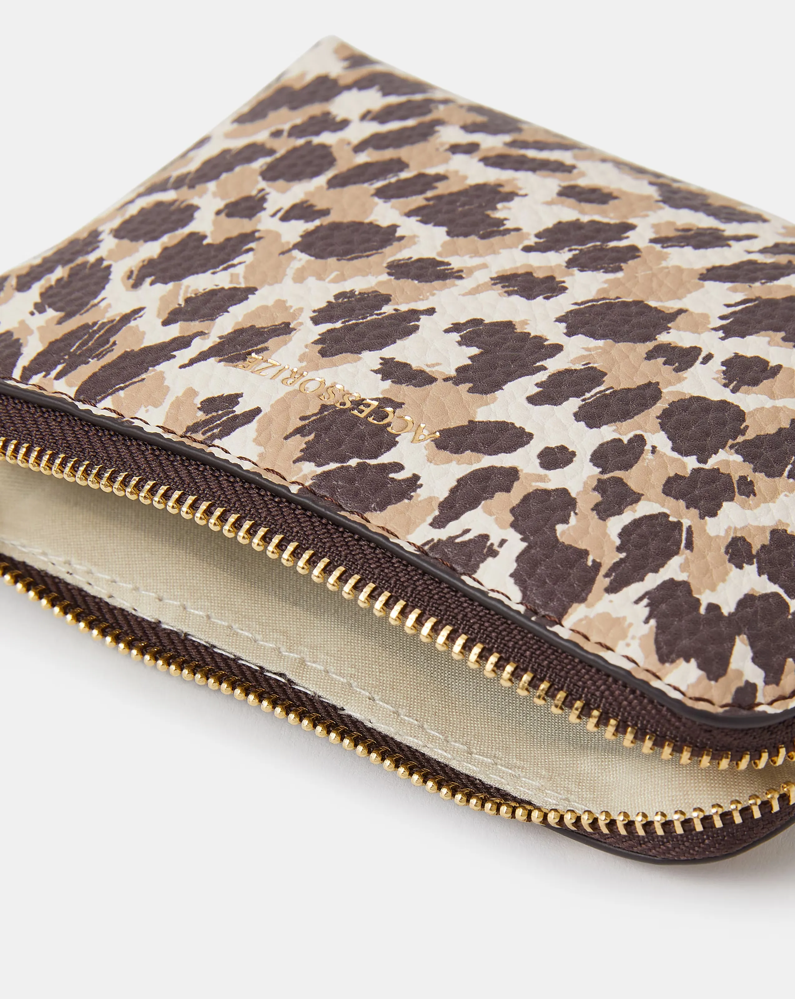 85823-accessorize-cheetah-print-coin-purse-1.jpg