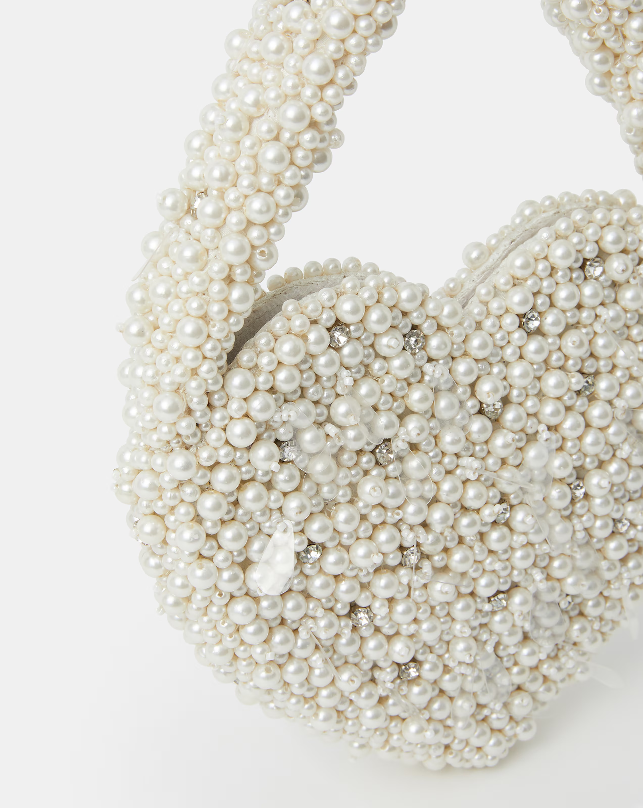 85840-accessorize-bridal-pearl-heart-handbag-1.jpg