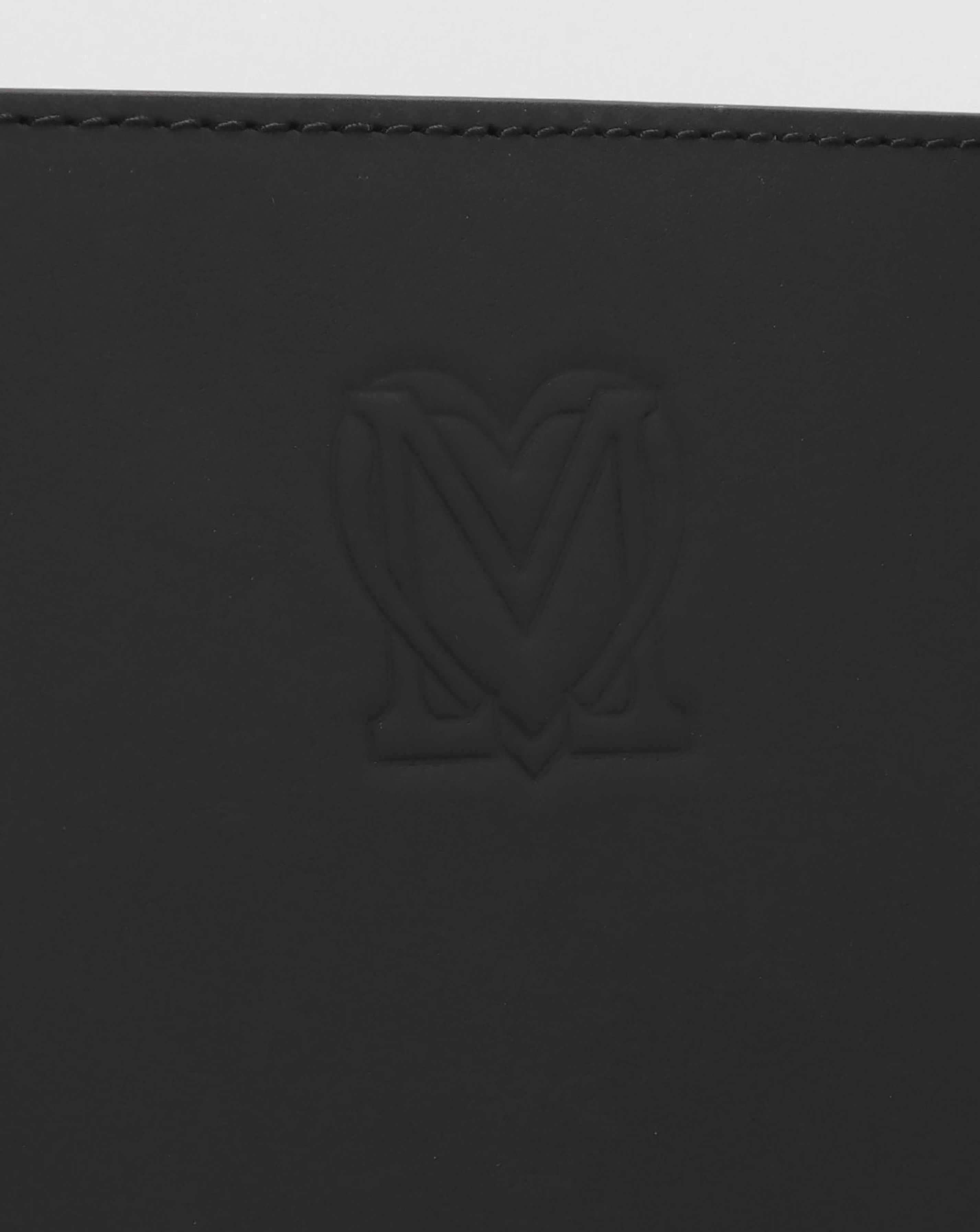85920-love-moschino-subtle-black-leather-shopper-1.jpg