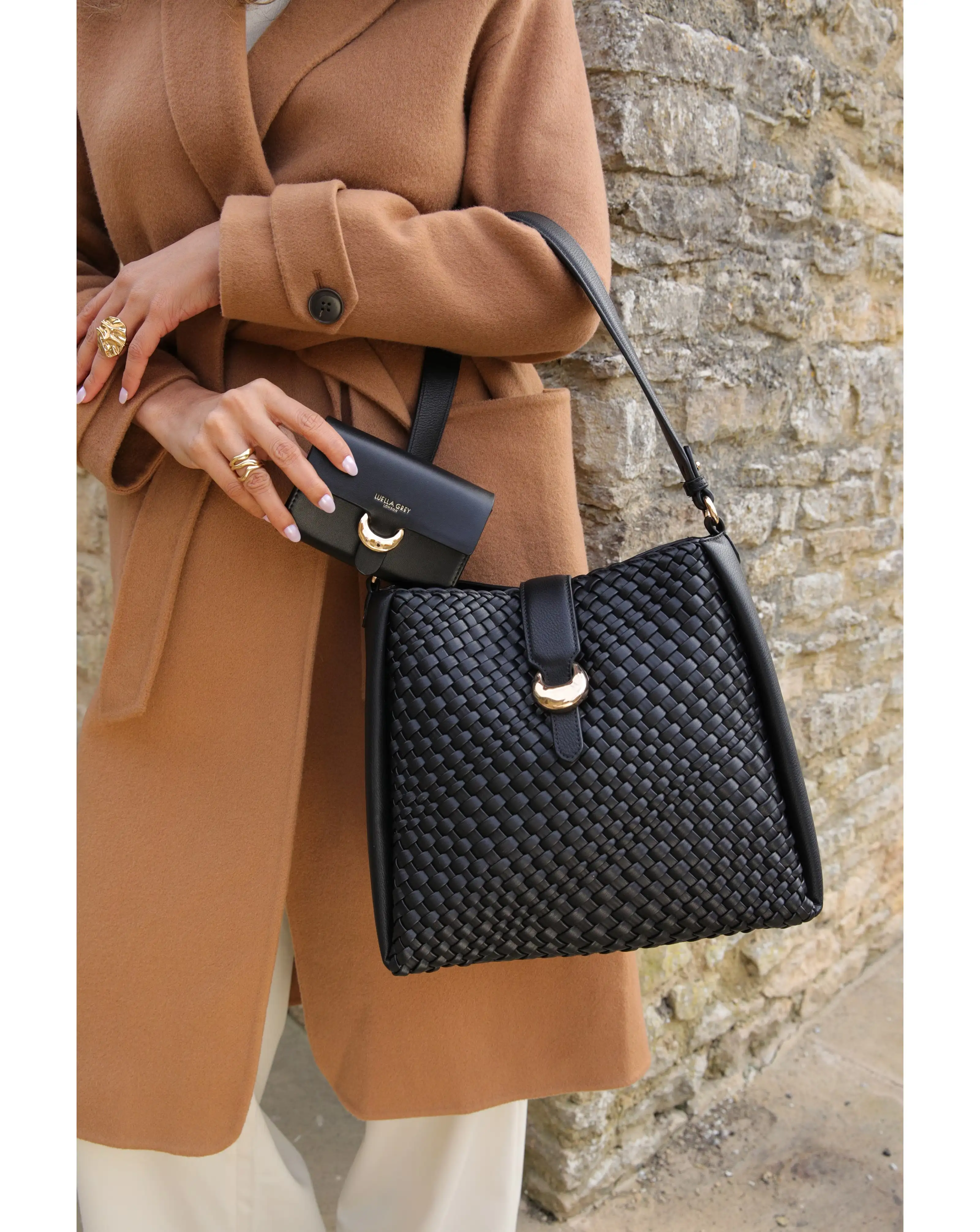 85955-luella-grey-flora-black-weave-hobo-1.jpg