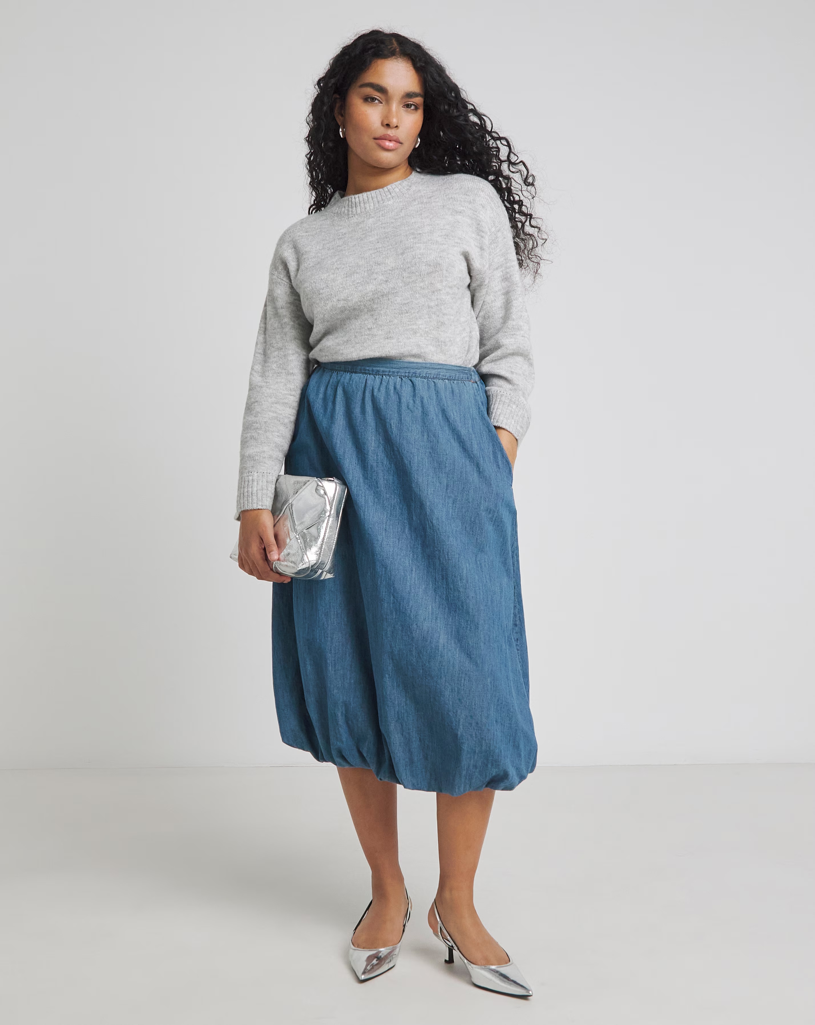 8611-simply-be-mid-blue-bubble-hem-denim-skirt-1.webp