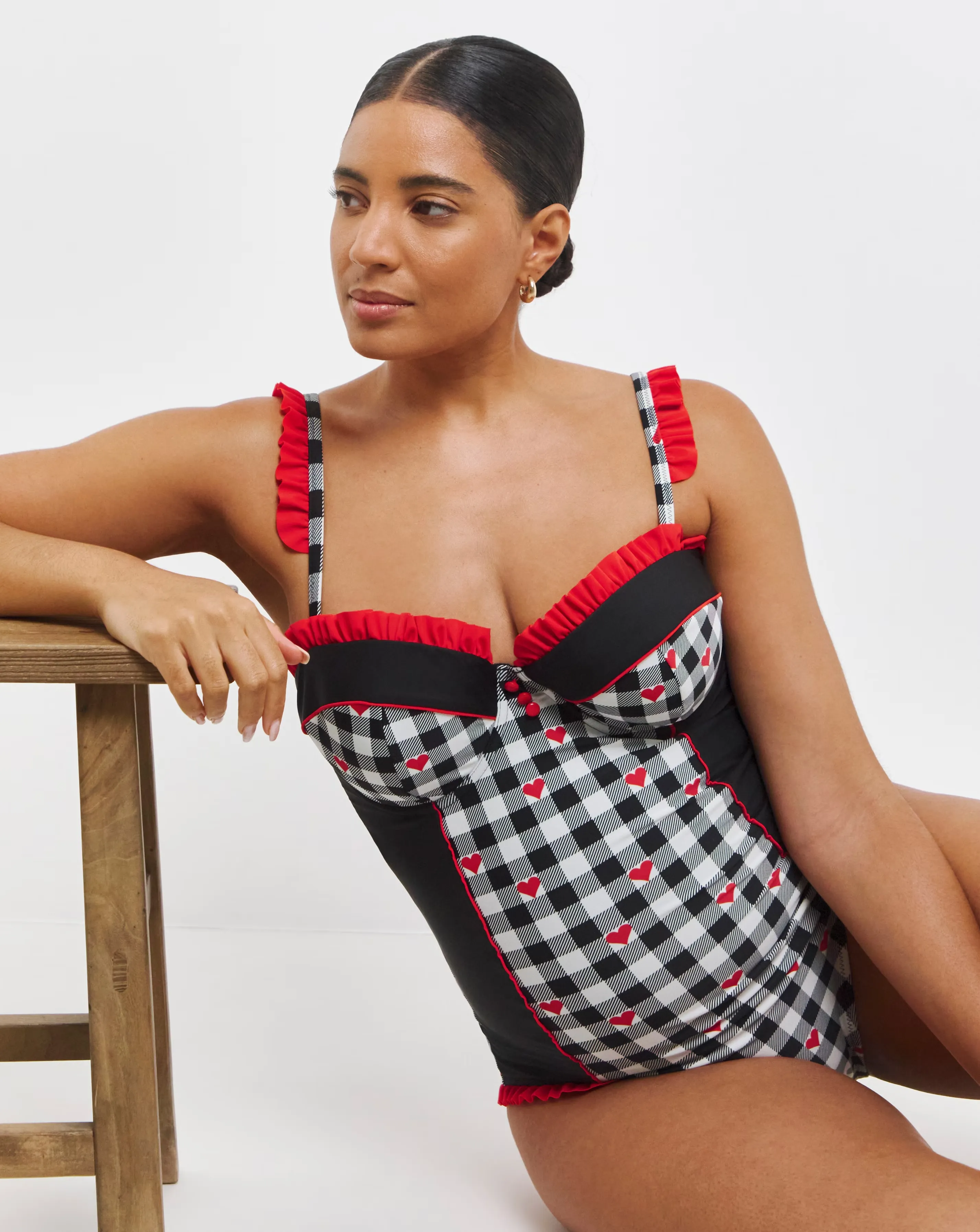 Joe Browns Gingham Wired Swimsuit 1 86970-joe-browns-gingham-wired-swimsuit-1.webp