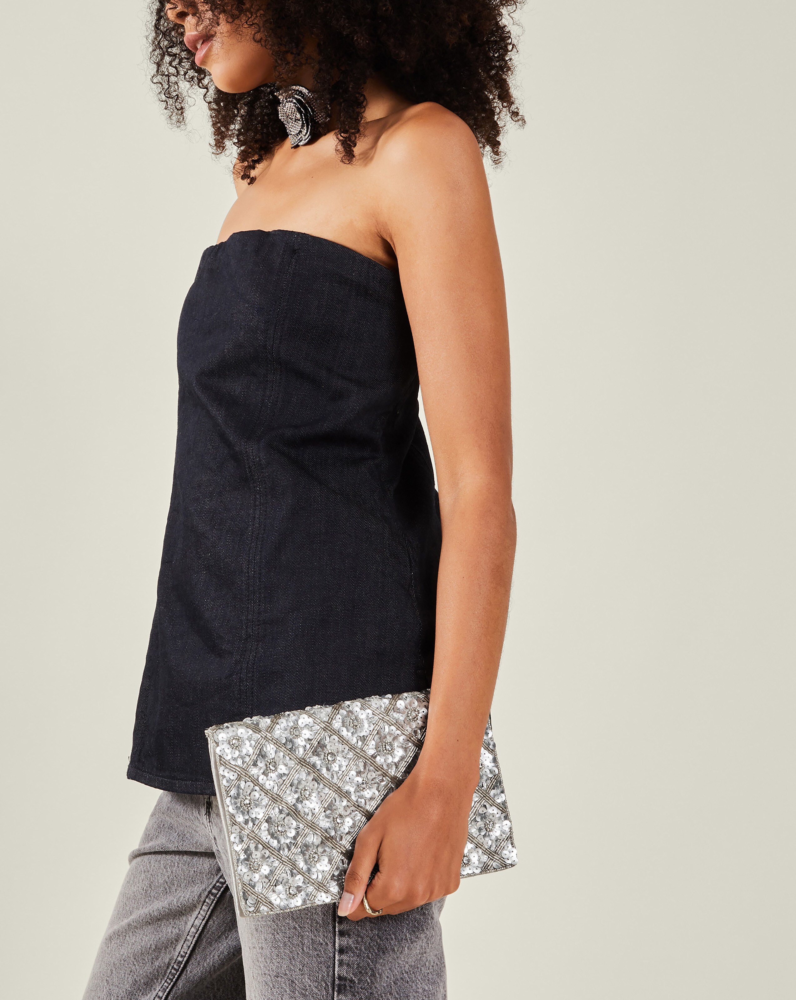 87049-accessorize-tianna-clutch-1.jpg