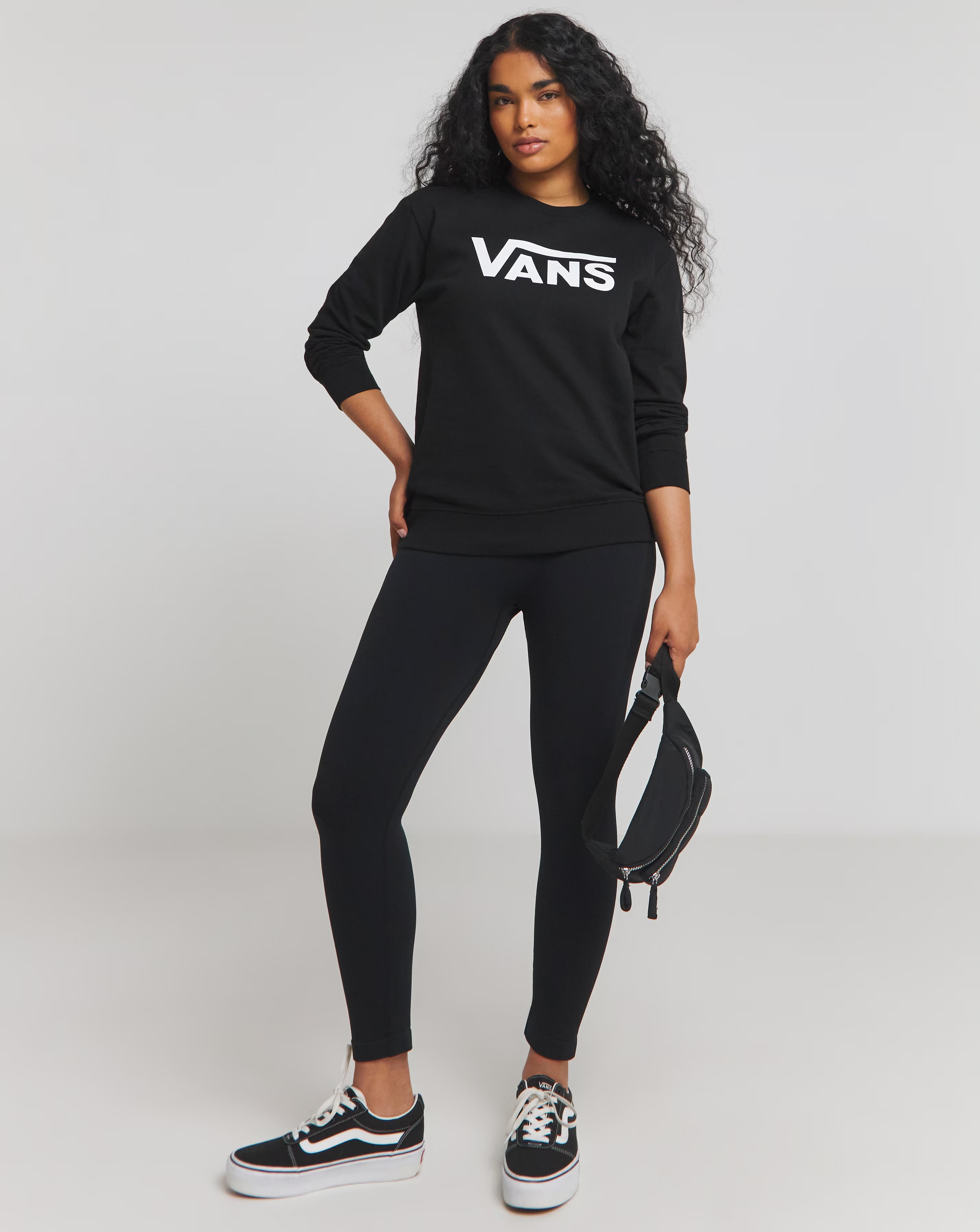 87123-vans-drop-v-logo-bff-crew-sweatshirt-1.webp