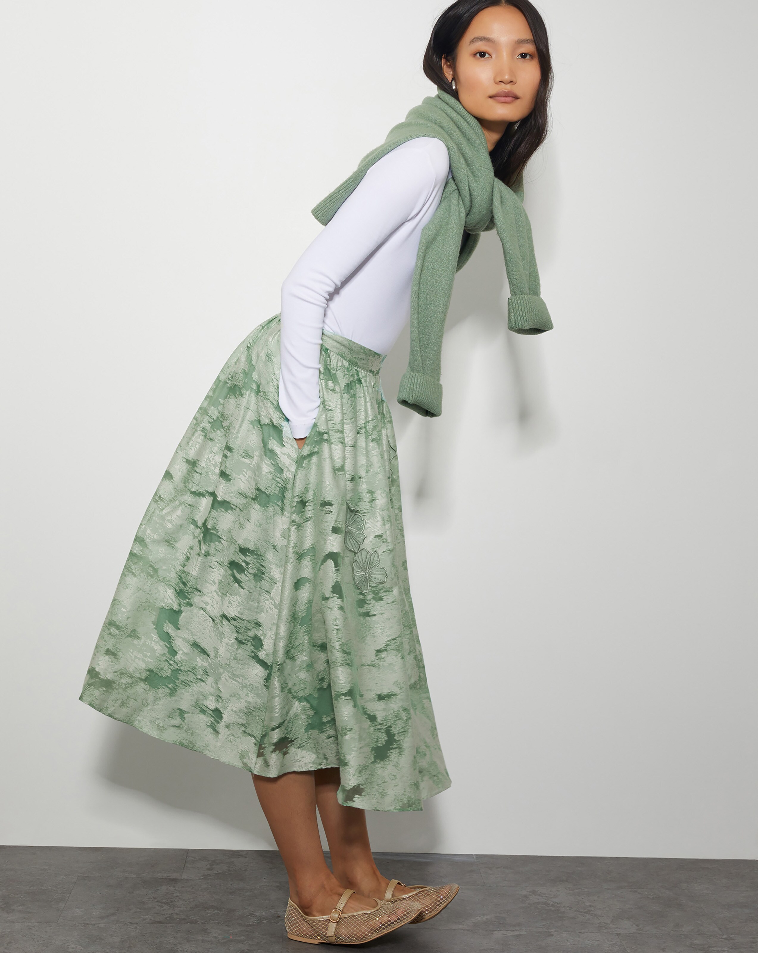 87398-monsoon-josie-floral-jacquard-midi-skirt-1.jpg