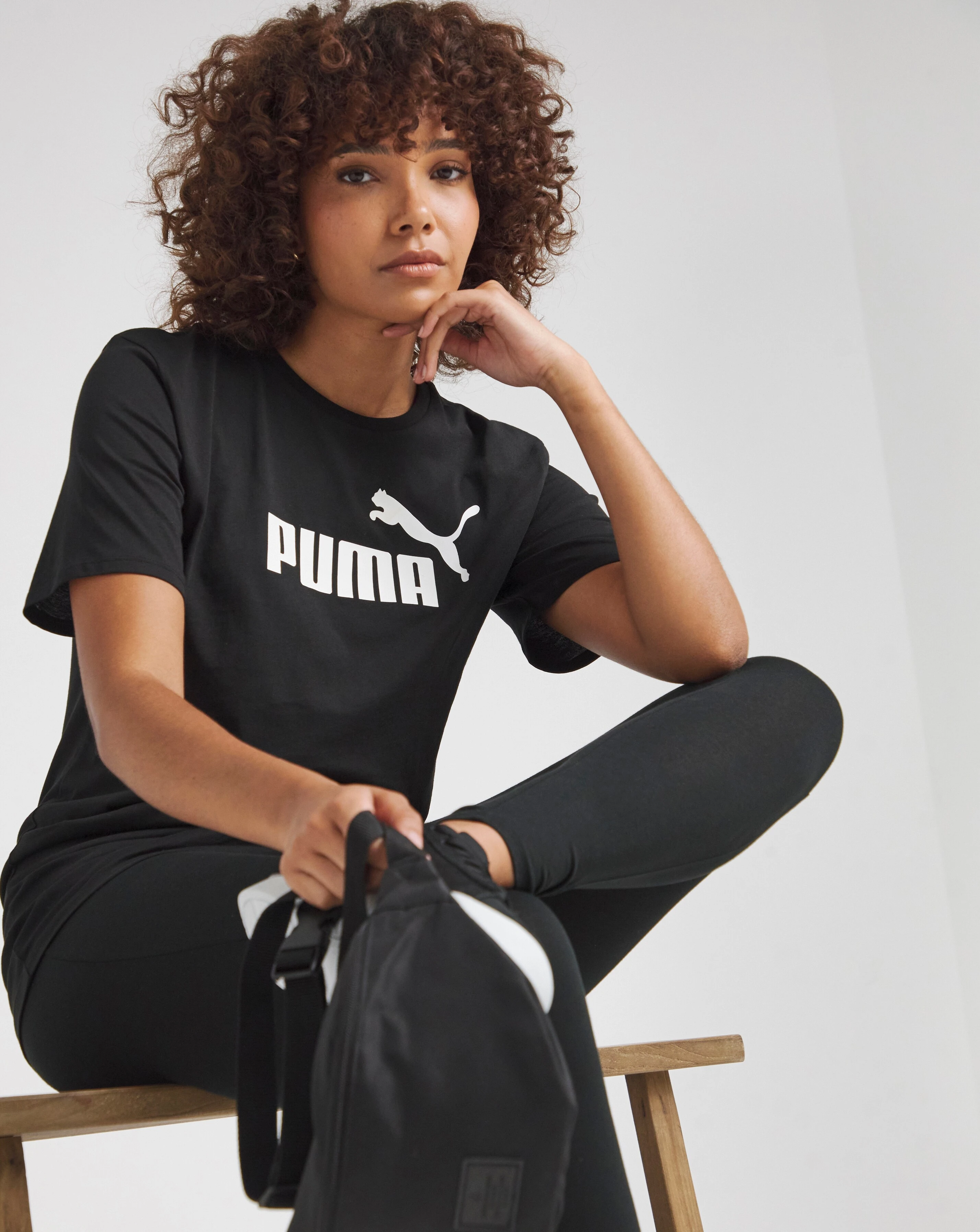 PUMA Essentials Logo Boyfriend T-Shirt