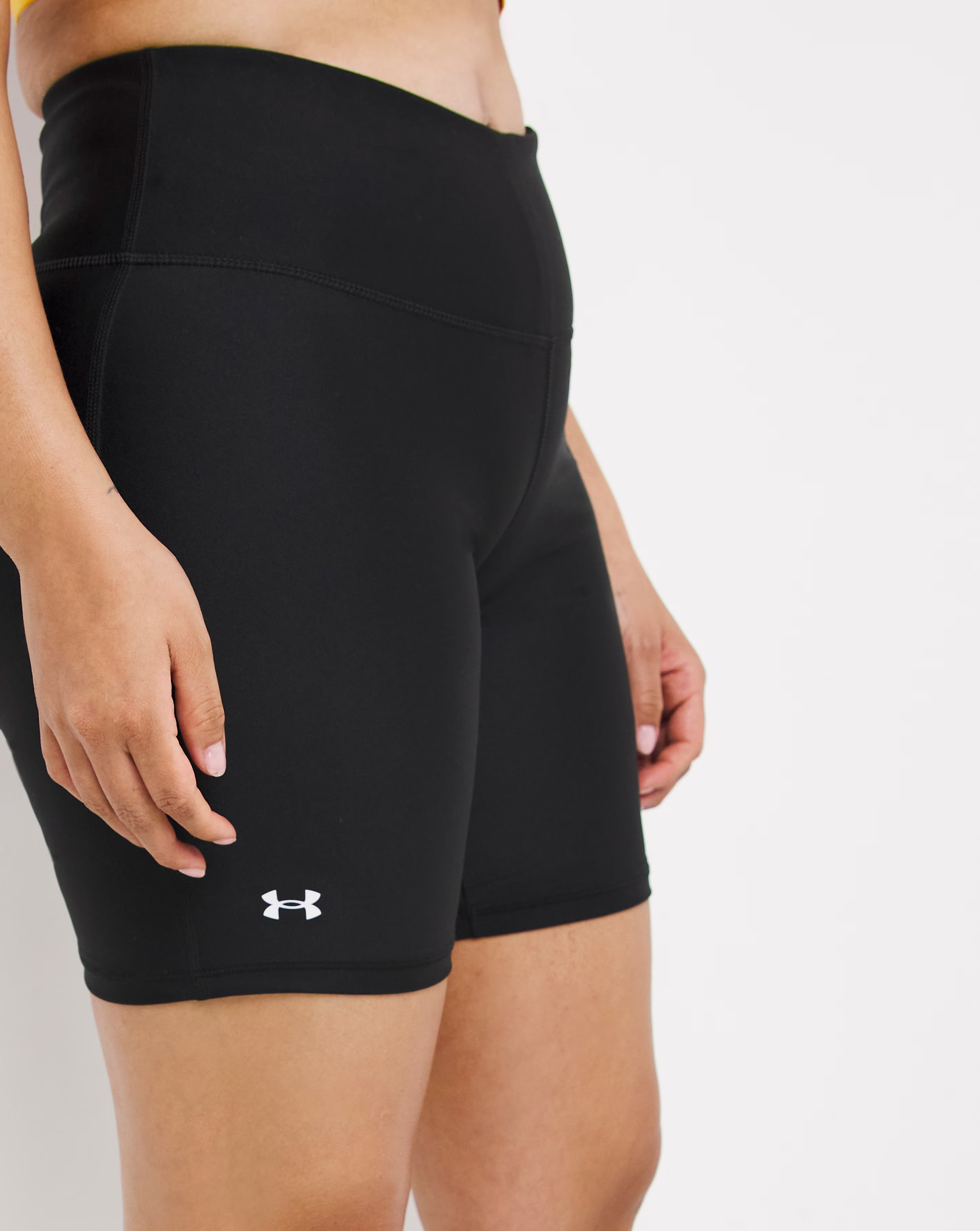 88780-under-armour-heatgear-bike-shorts-1.jpg