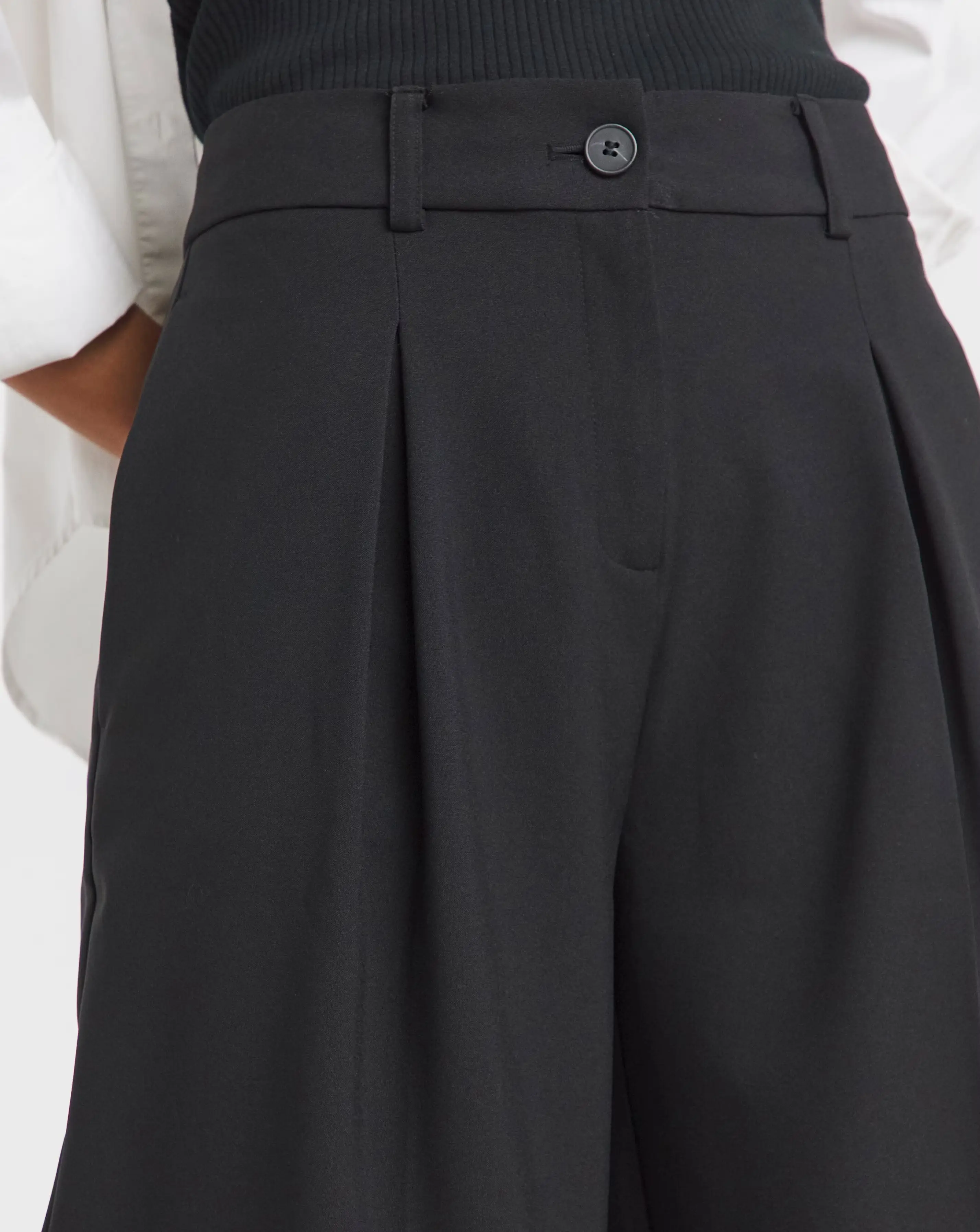 89242-black-elastic-back-pleated-wide-leg-trousers-1.jpg
